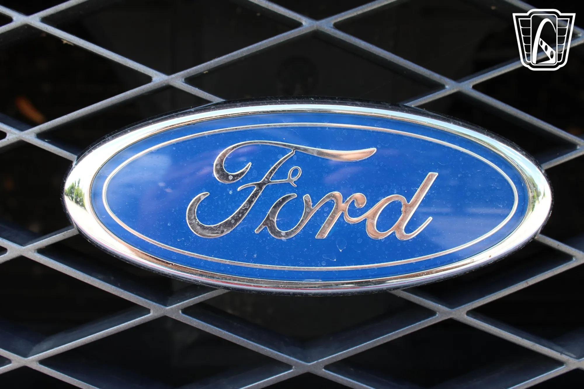 1997 Ford F-150 Lariat