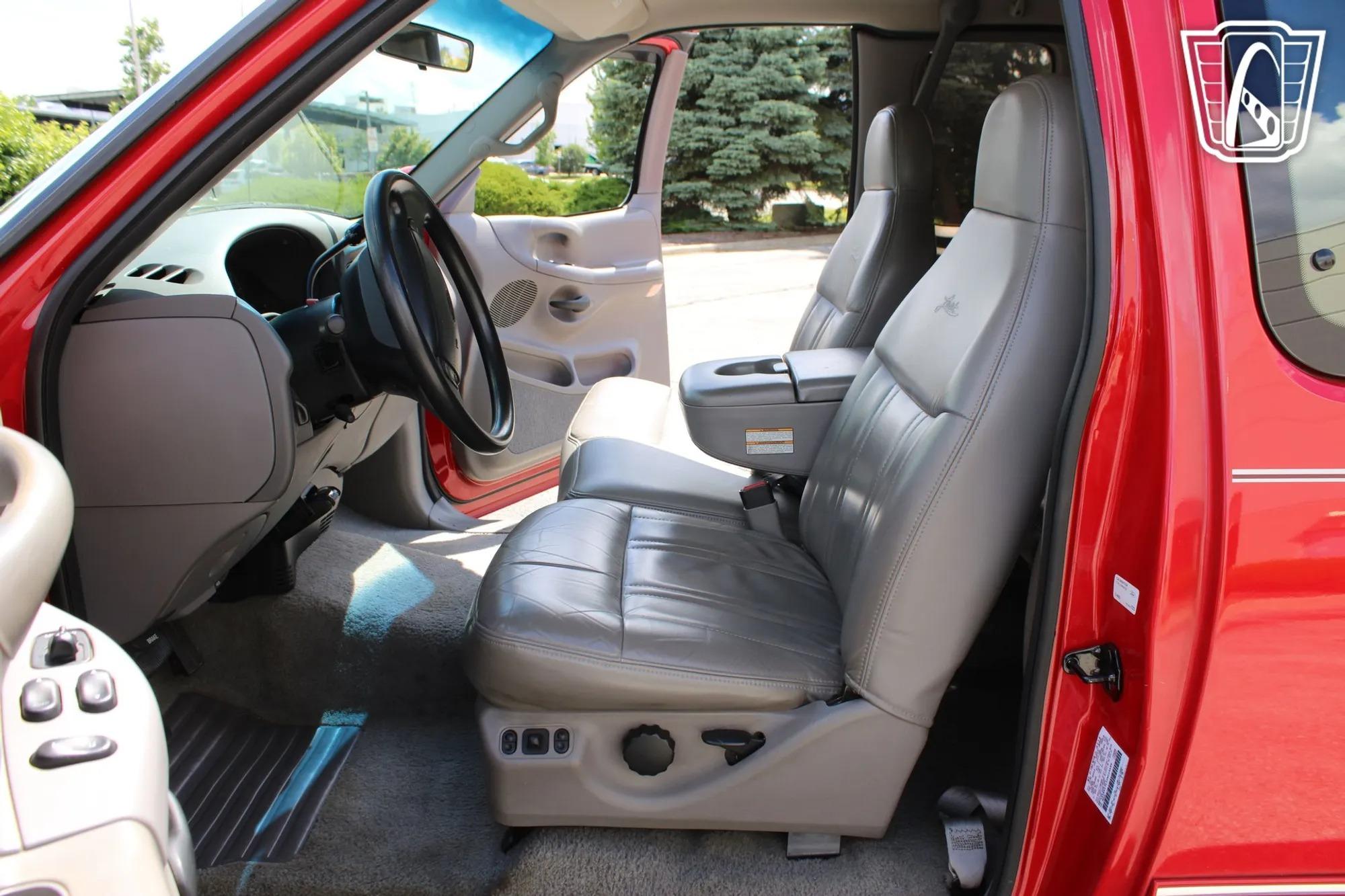 1997 Ford F-150 Lariat