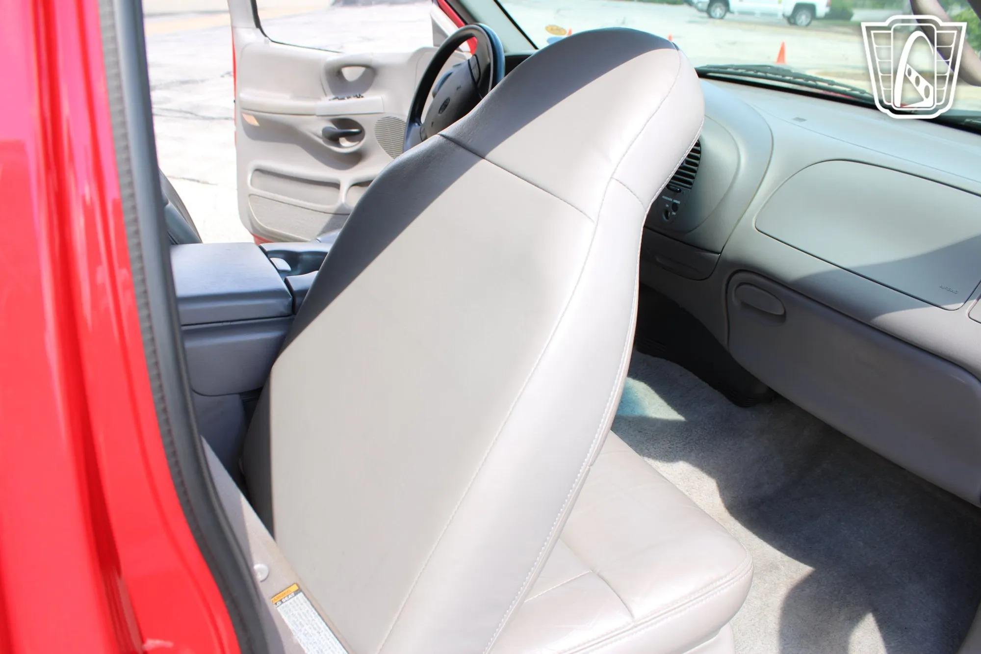 1997 Ford F-150 Lariat