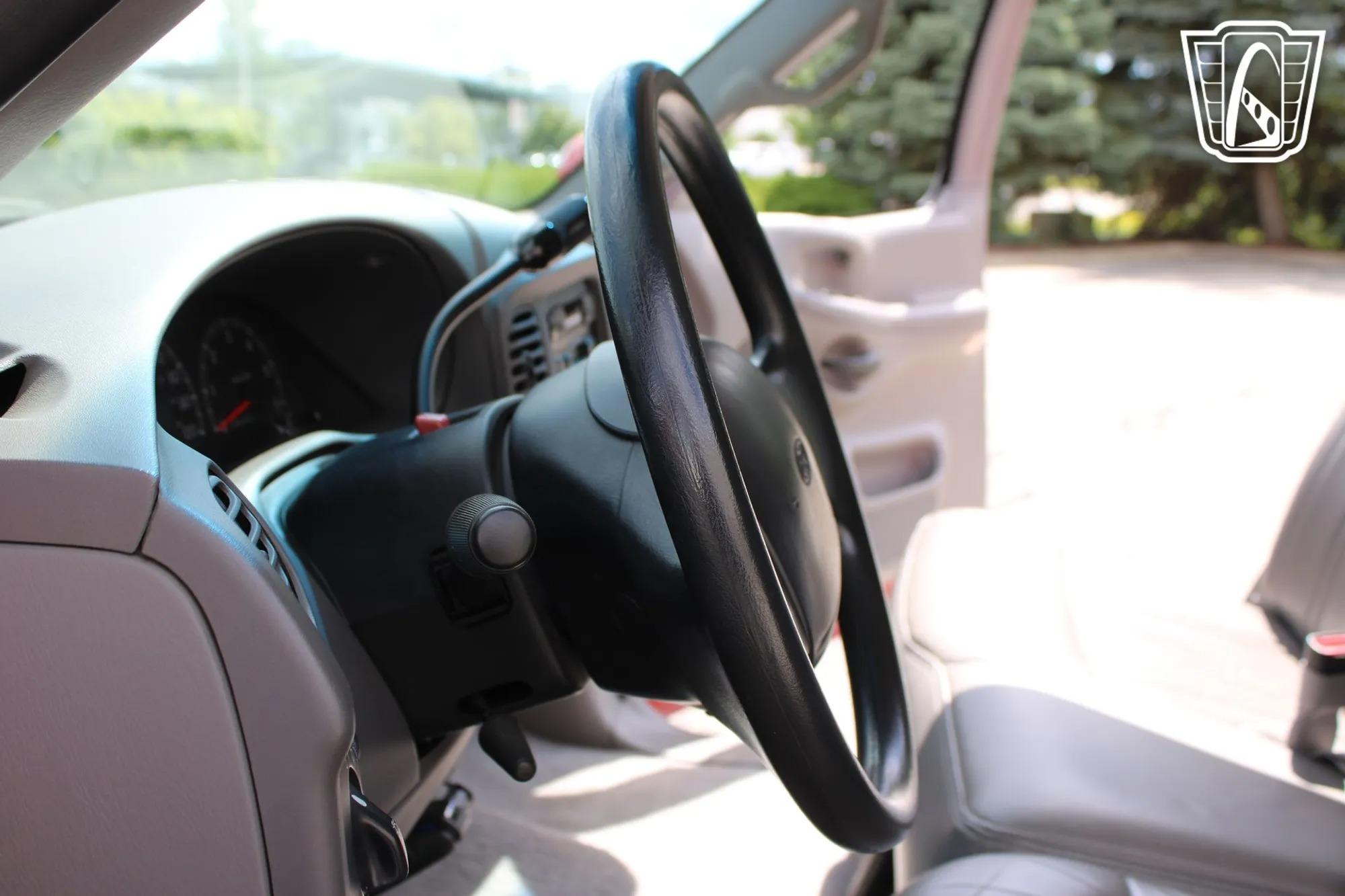 1997 Ford F-150 Lariat