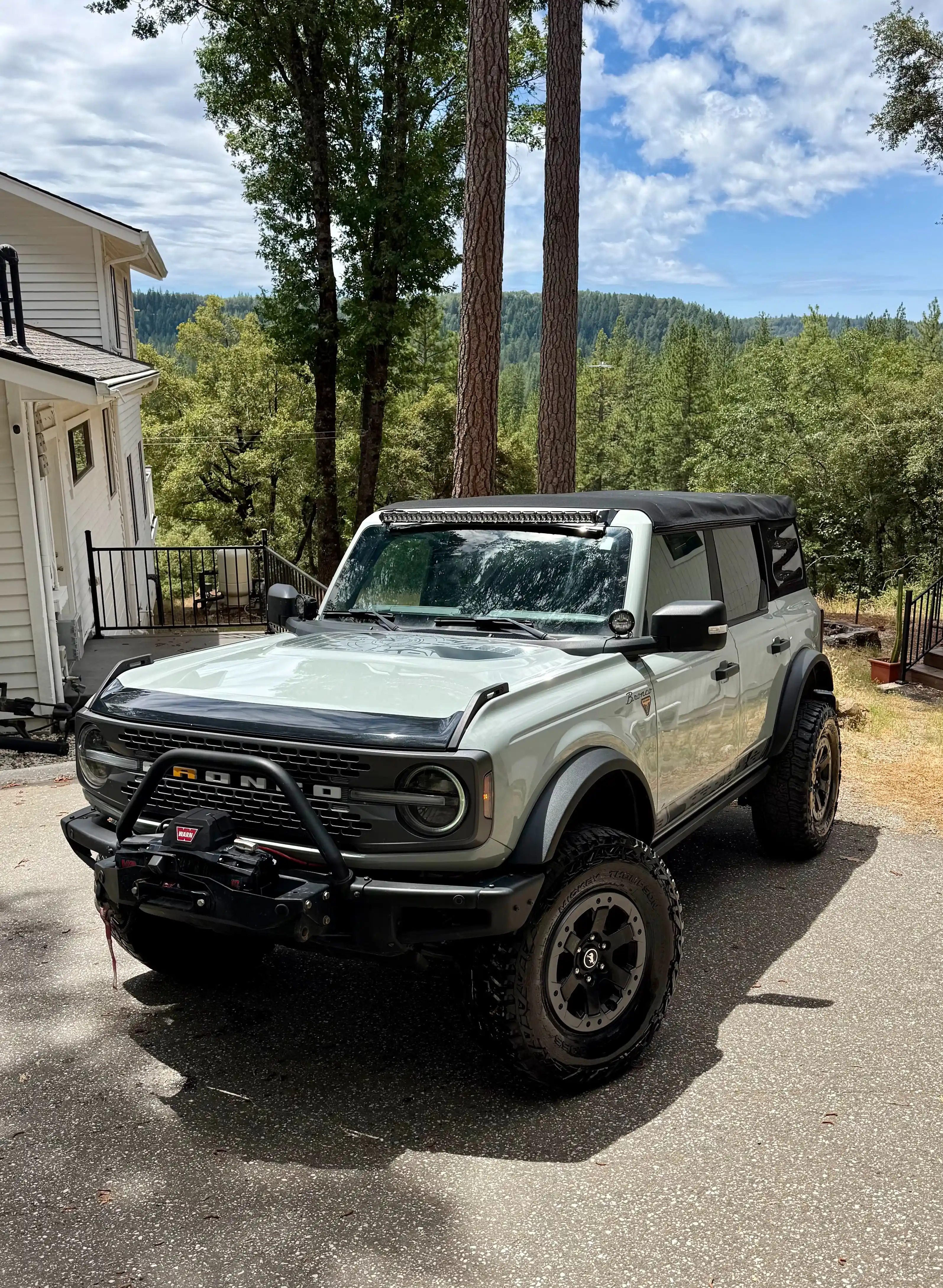 Modified 2021 Ford Bronco Badlands