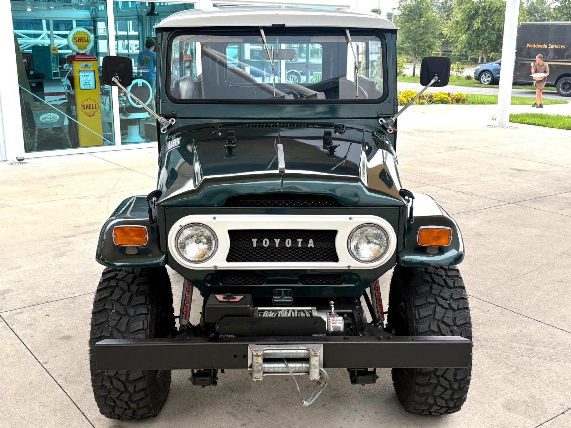 1971 Toyota Land Cruiser FJ40 - 3