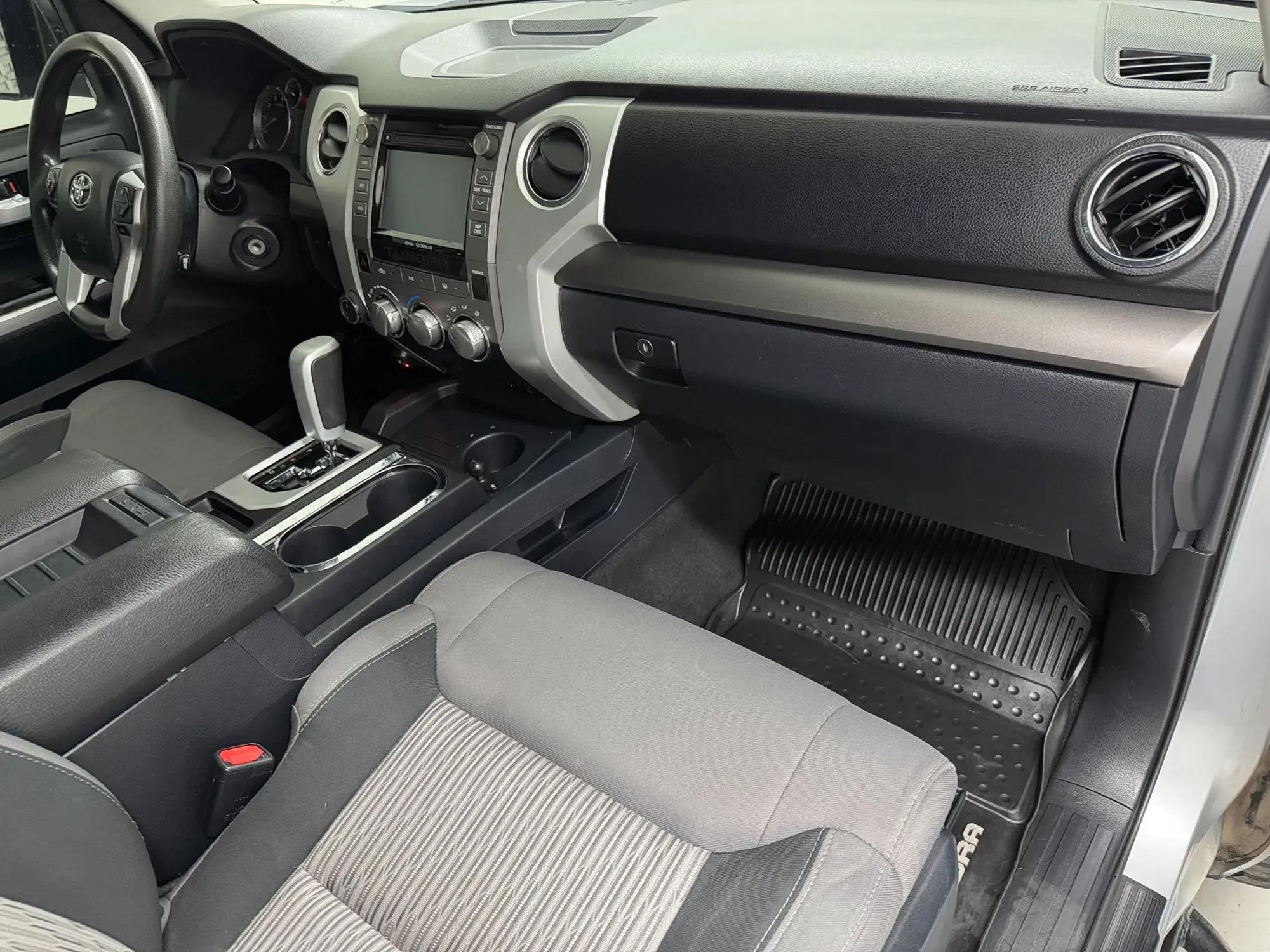 2017 Toyota Tundra Crewmax SR5