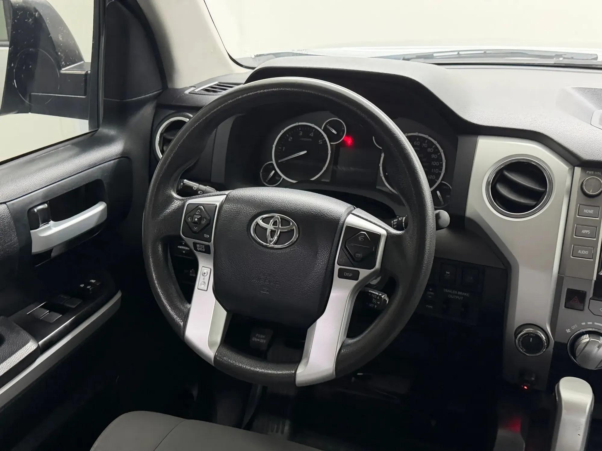 2017 Toyota Tundra Crewmax SR5