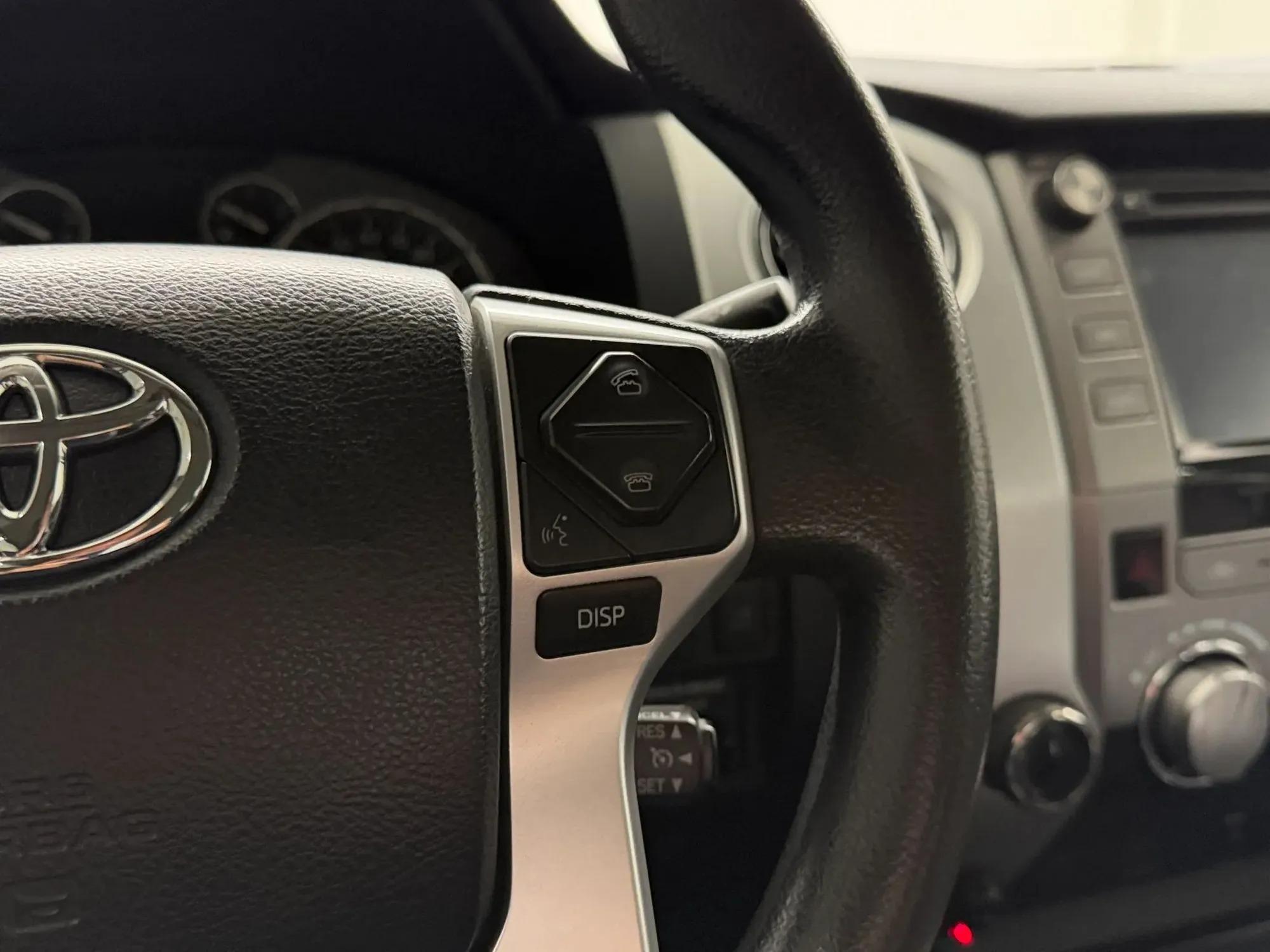 2017 Toyota Tundra Crewmax SR5