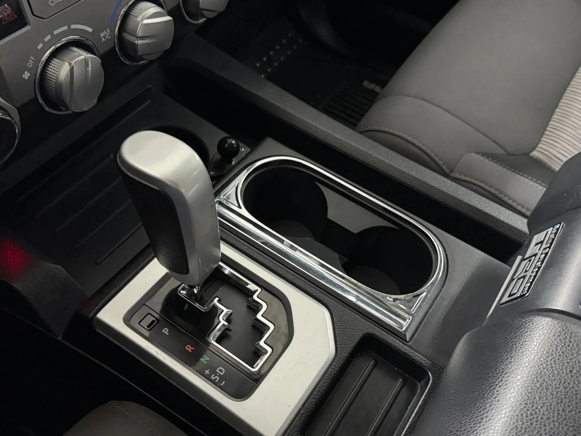 2017 Toyota Tundra Crewmax SR5