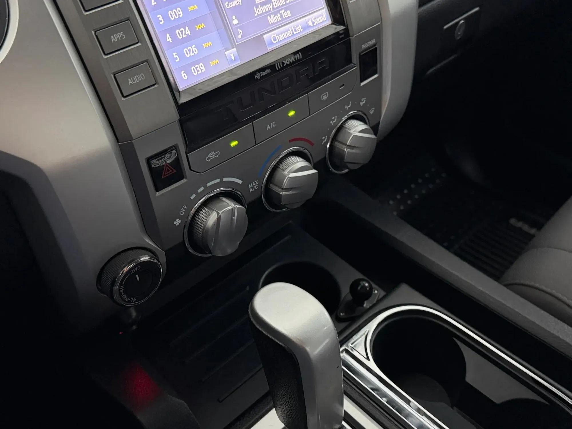 2017 Toyota Tundra Crewmax SR5