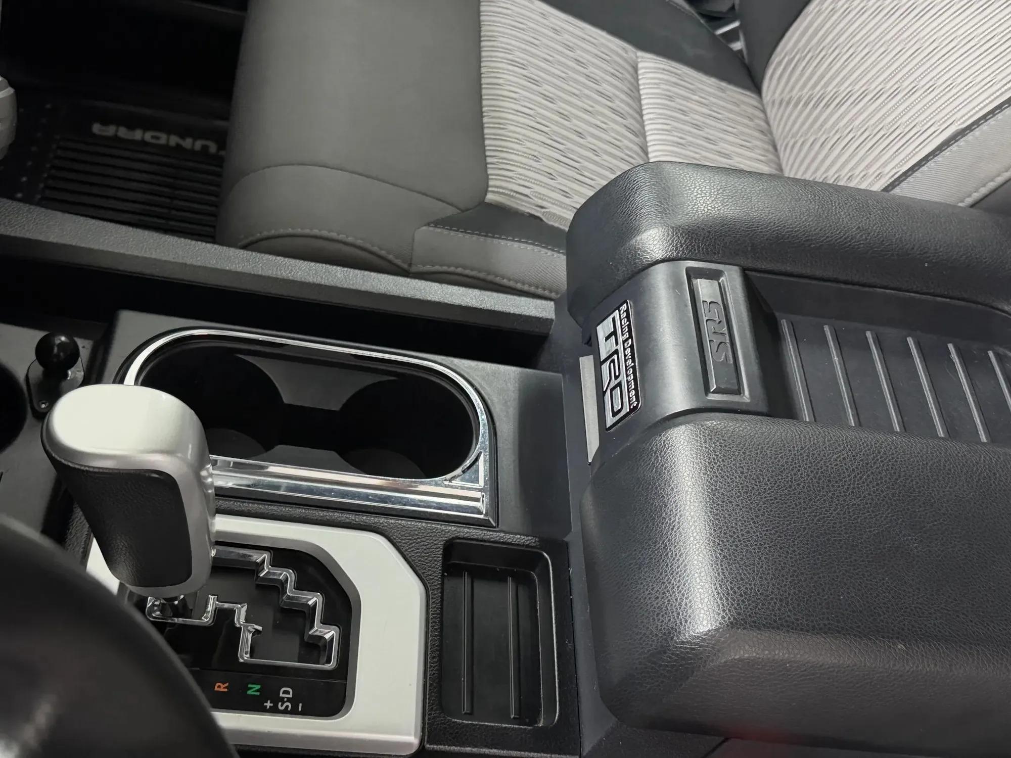 2017 Toyota Tundra Crewmax SR5