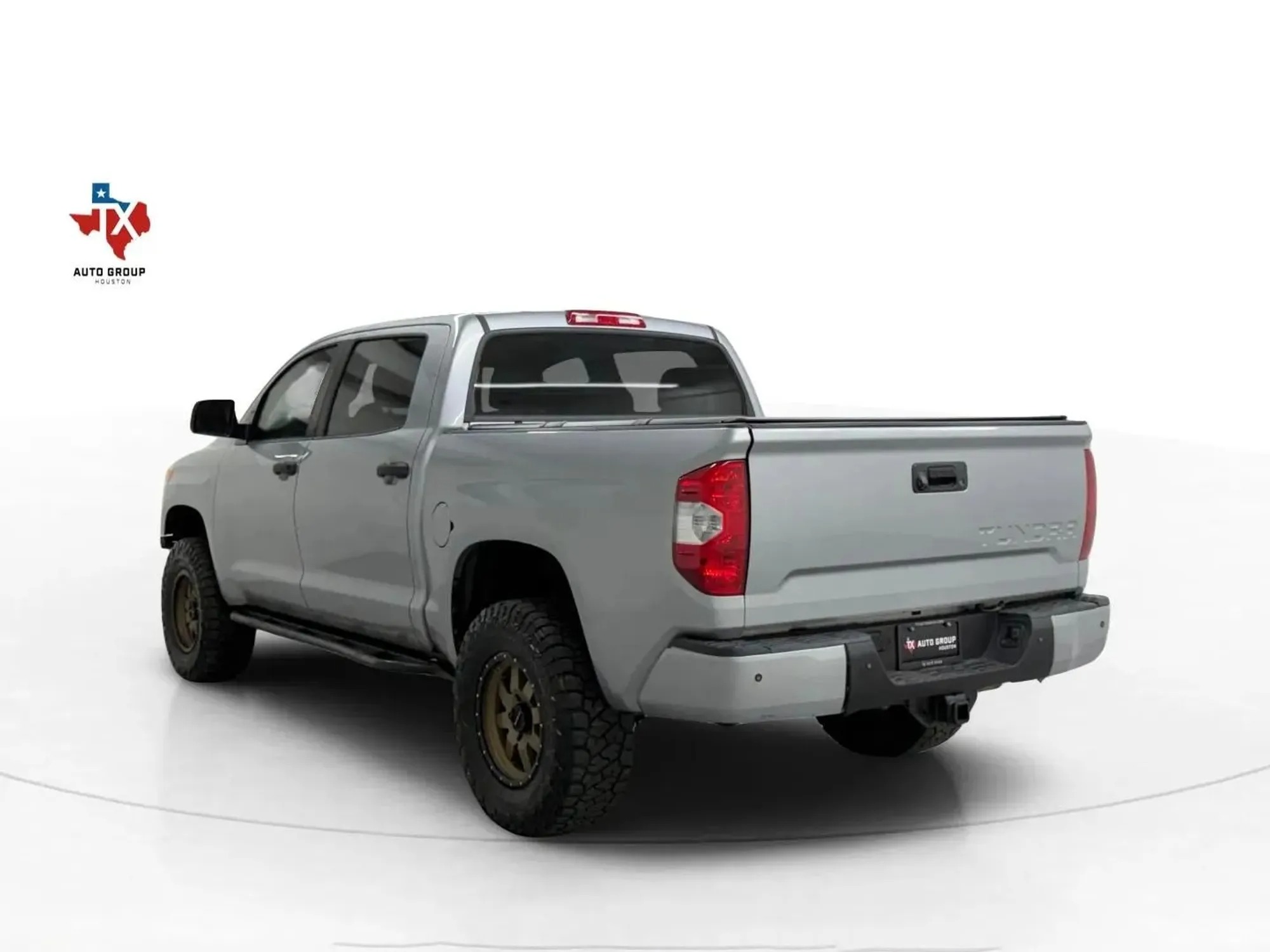 2017 Toyota Tundra Crewmax SR5 - 2