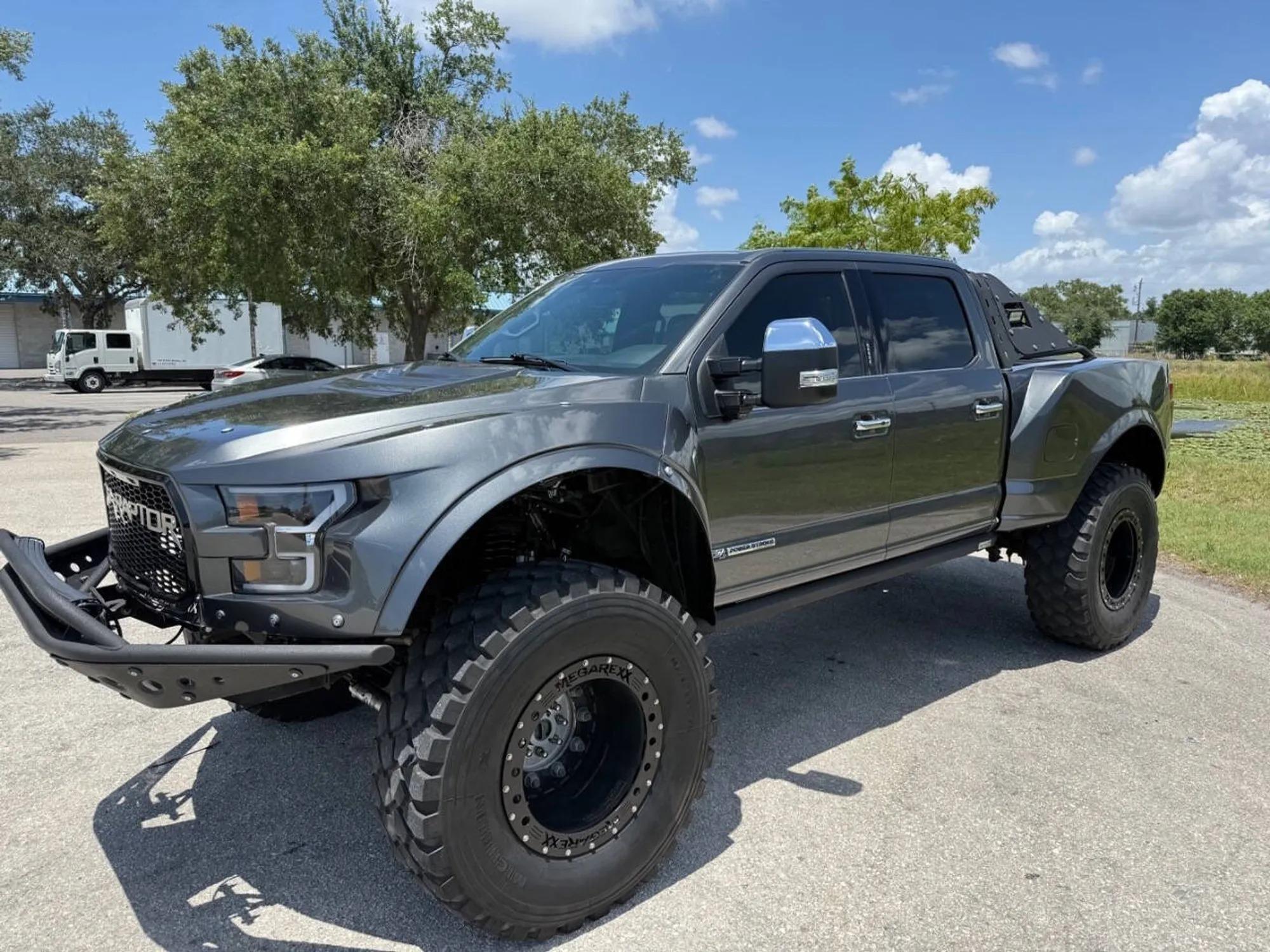2020 Ford F-250 MegaRaptor - 4