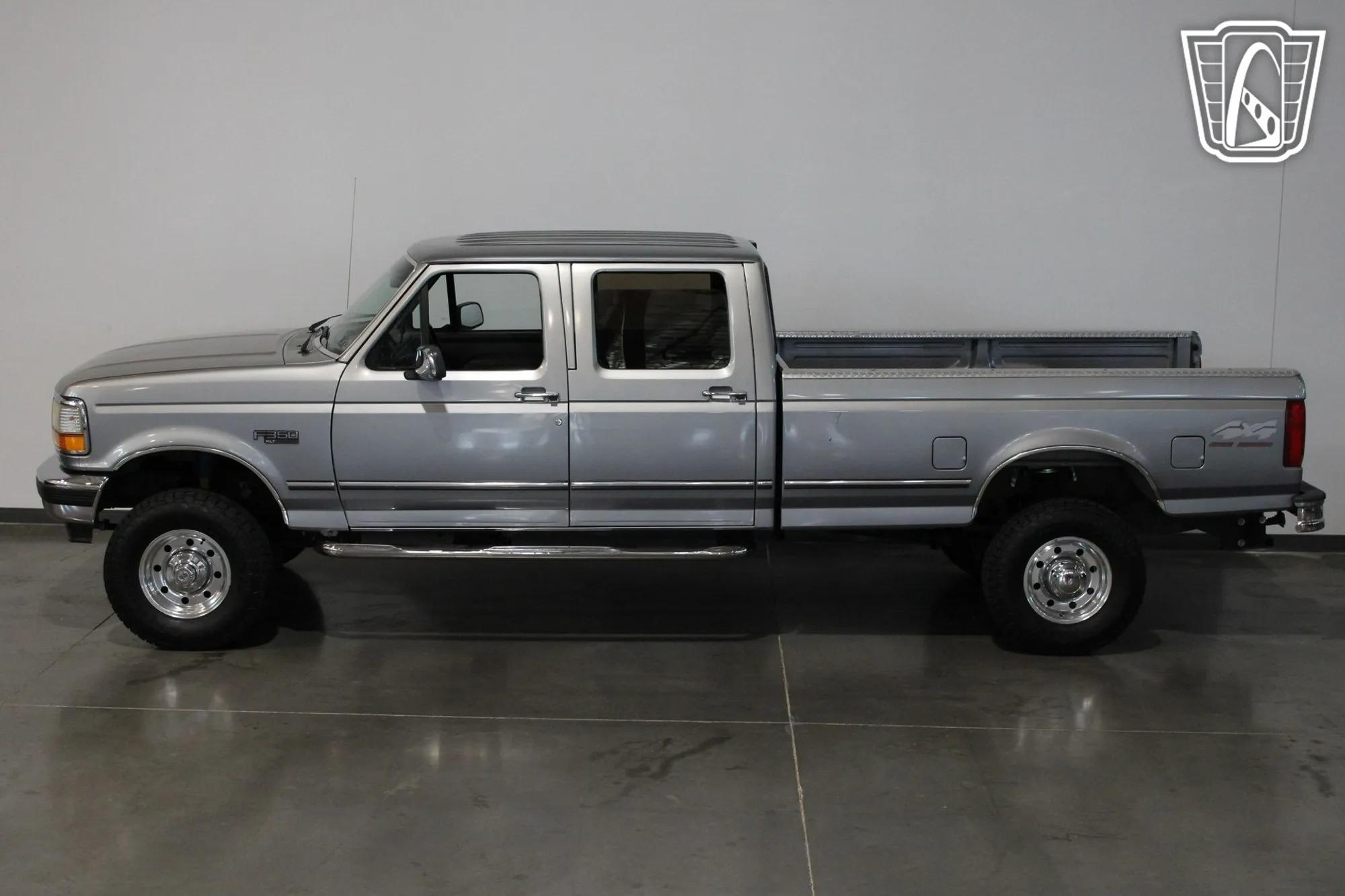 26k-Mile 1996 Ford F-350