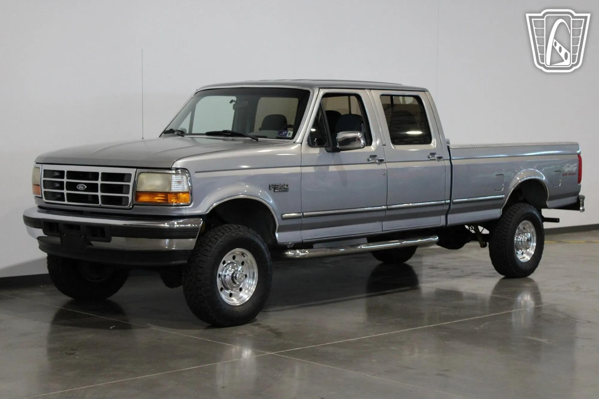 26k-Mile 1996 Ford F-350