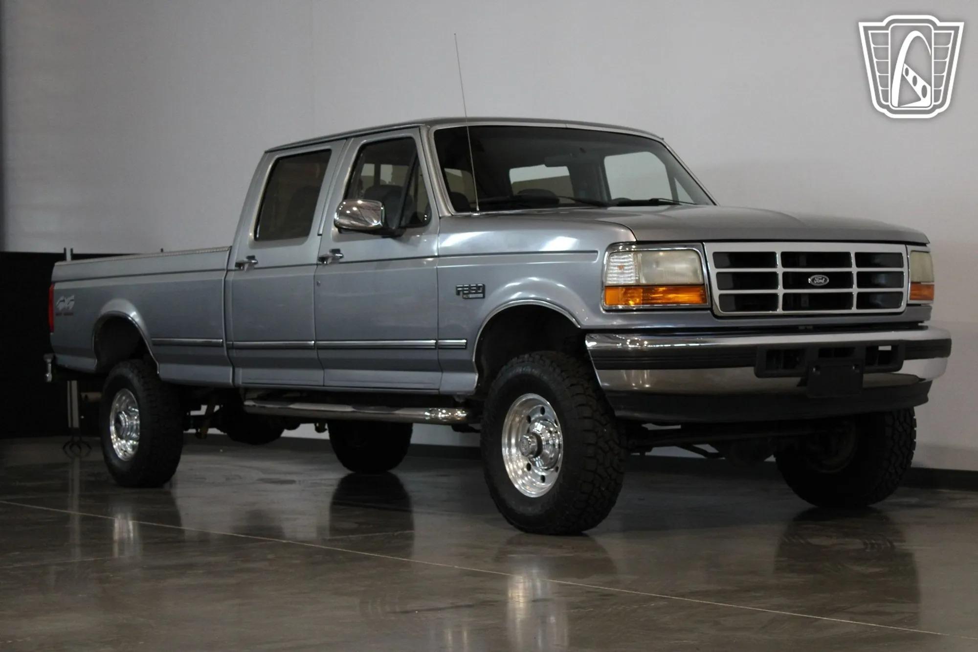 26k-Mile 1996 Ford F-350