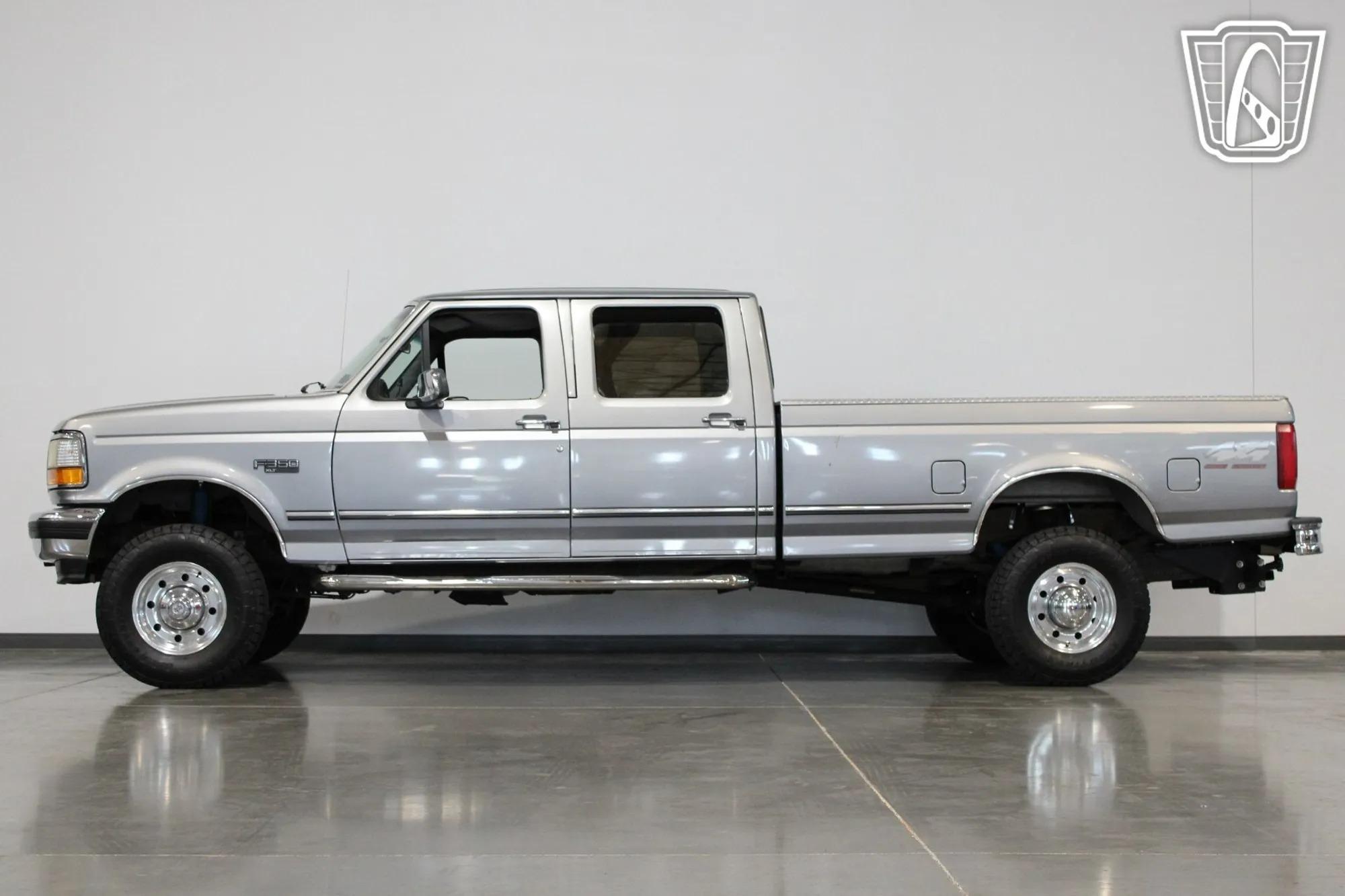 26k-Mile 1996 Ford F-350