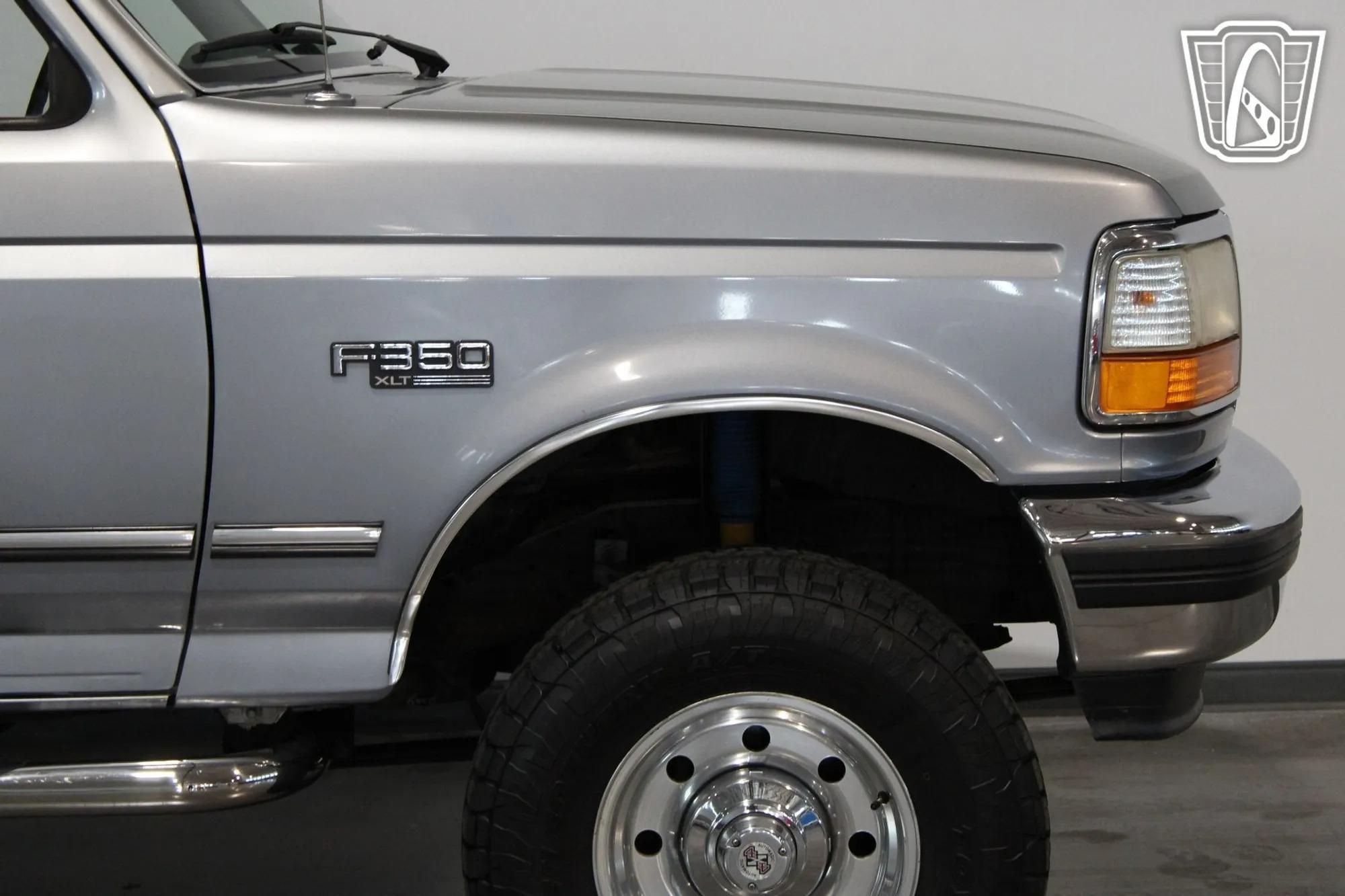 26k-Mile 1996 Ford F-350