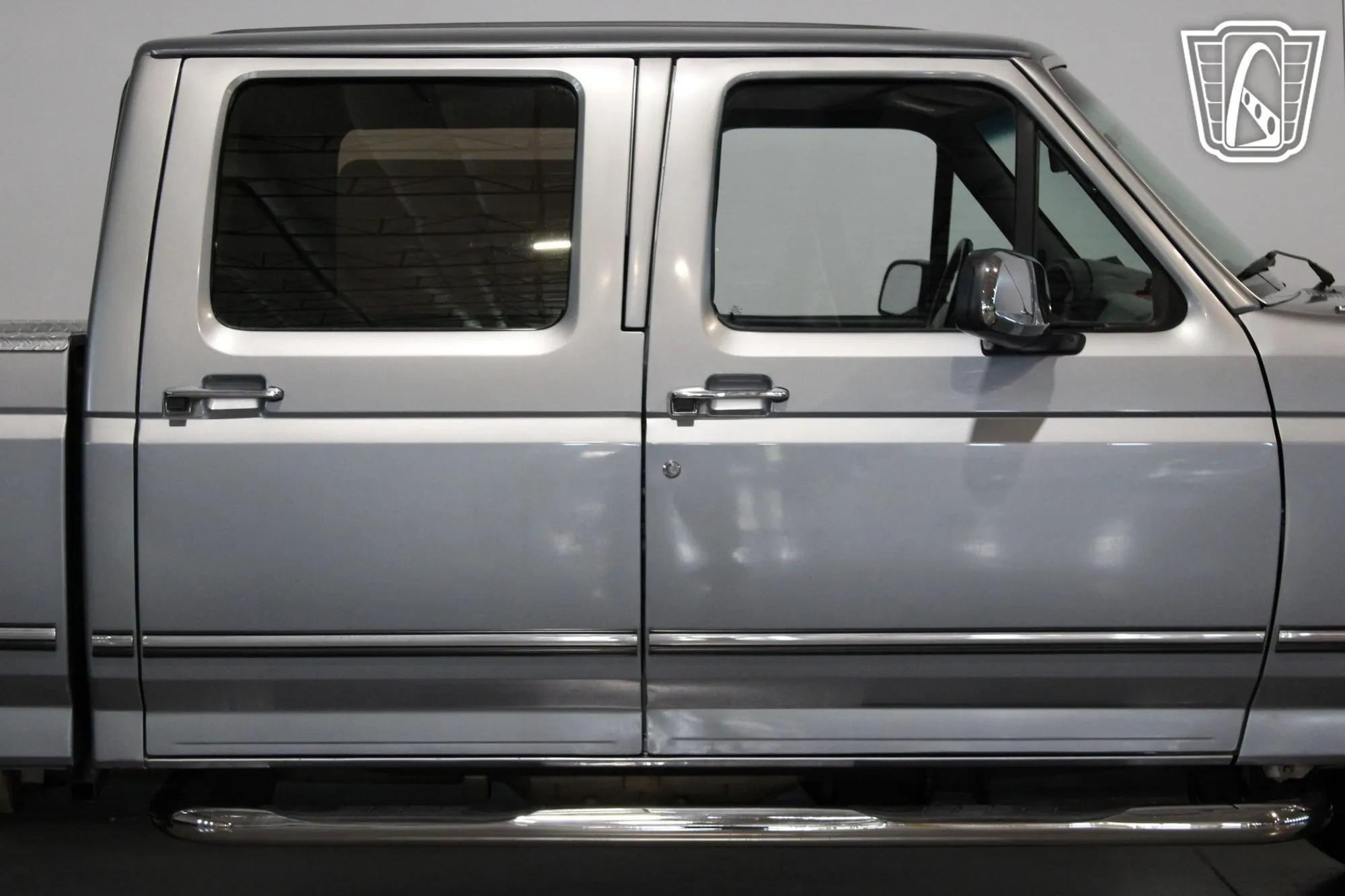 26k-Mile 1996 Ford F-350