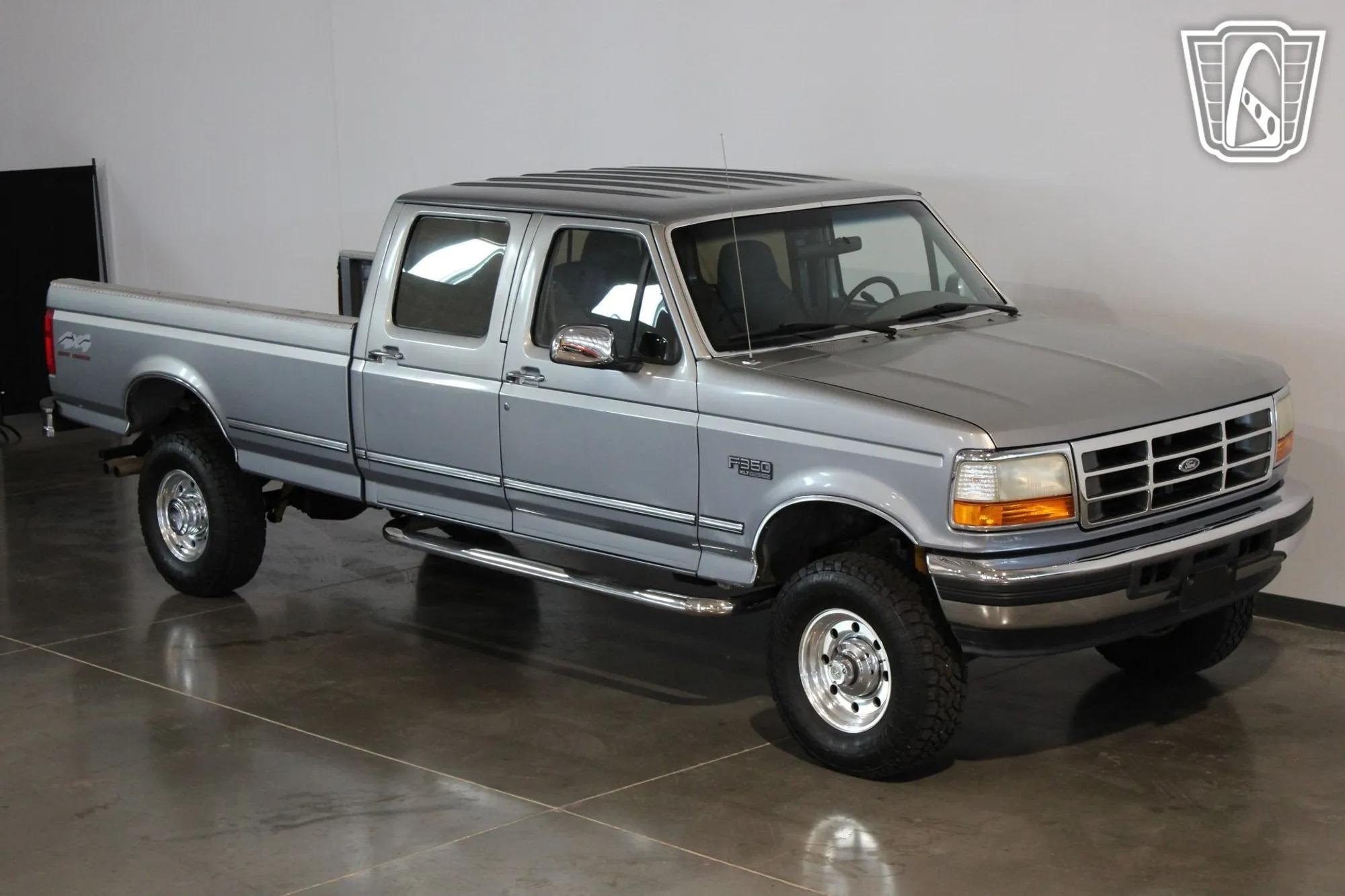 26k-Mile 1996 Ford F-350