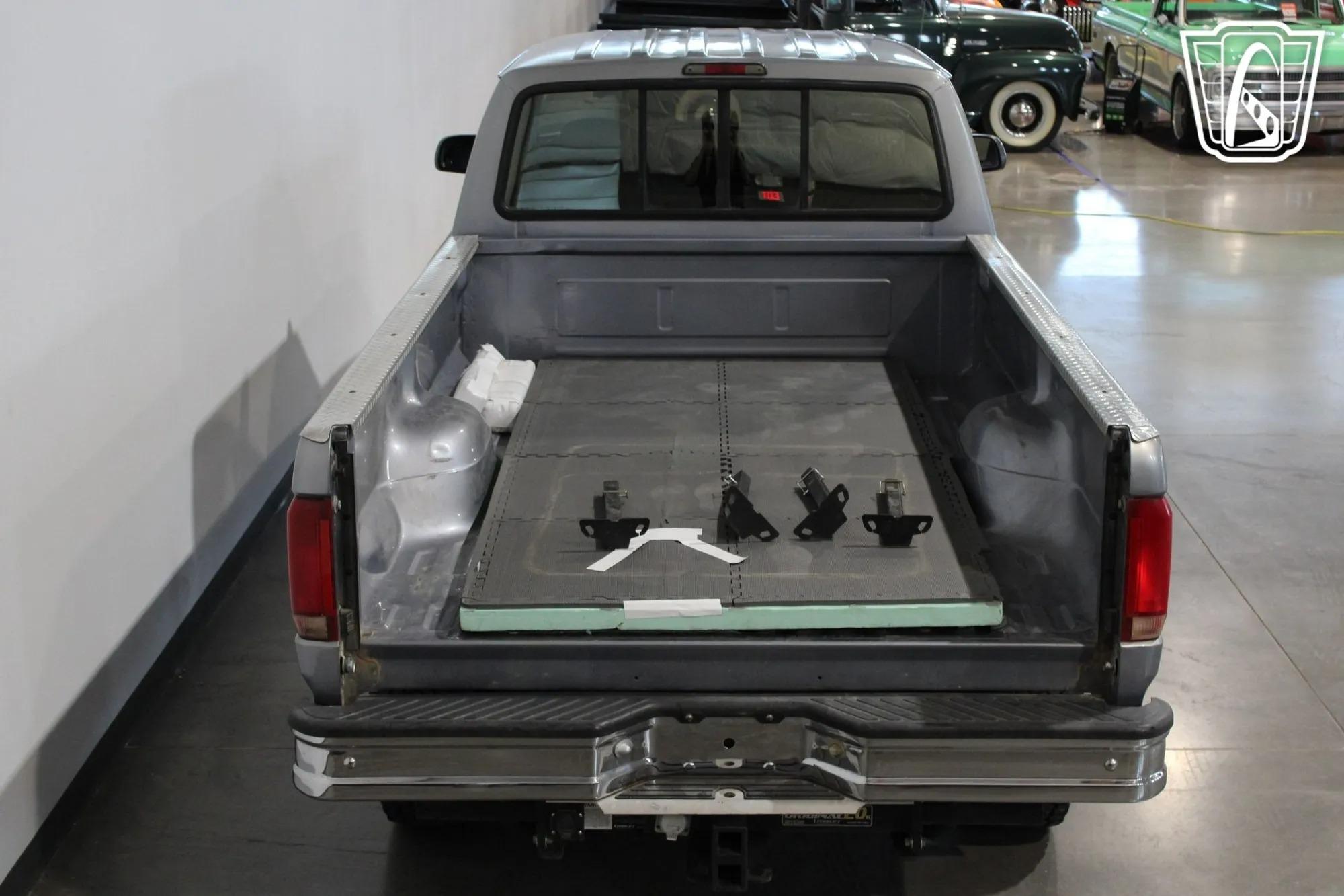 26k-Mile 1996 Ford F-350