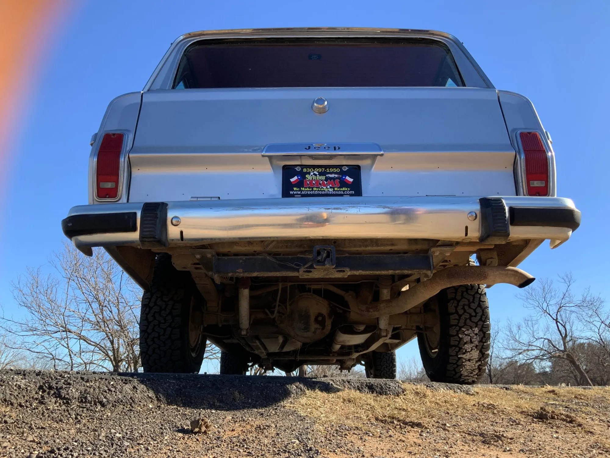 1987 Jeep Grand Wagoneer