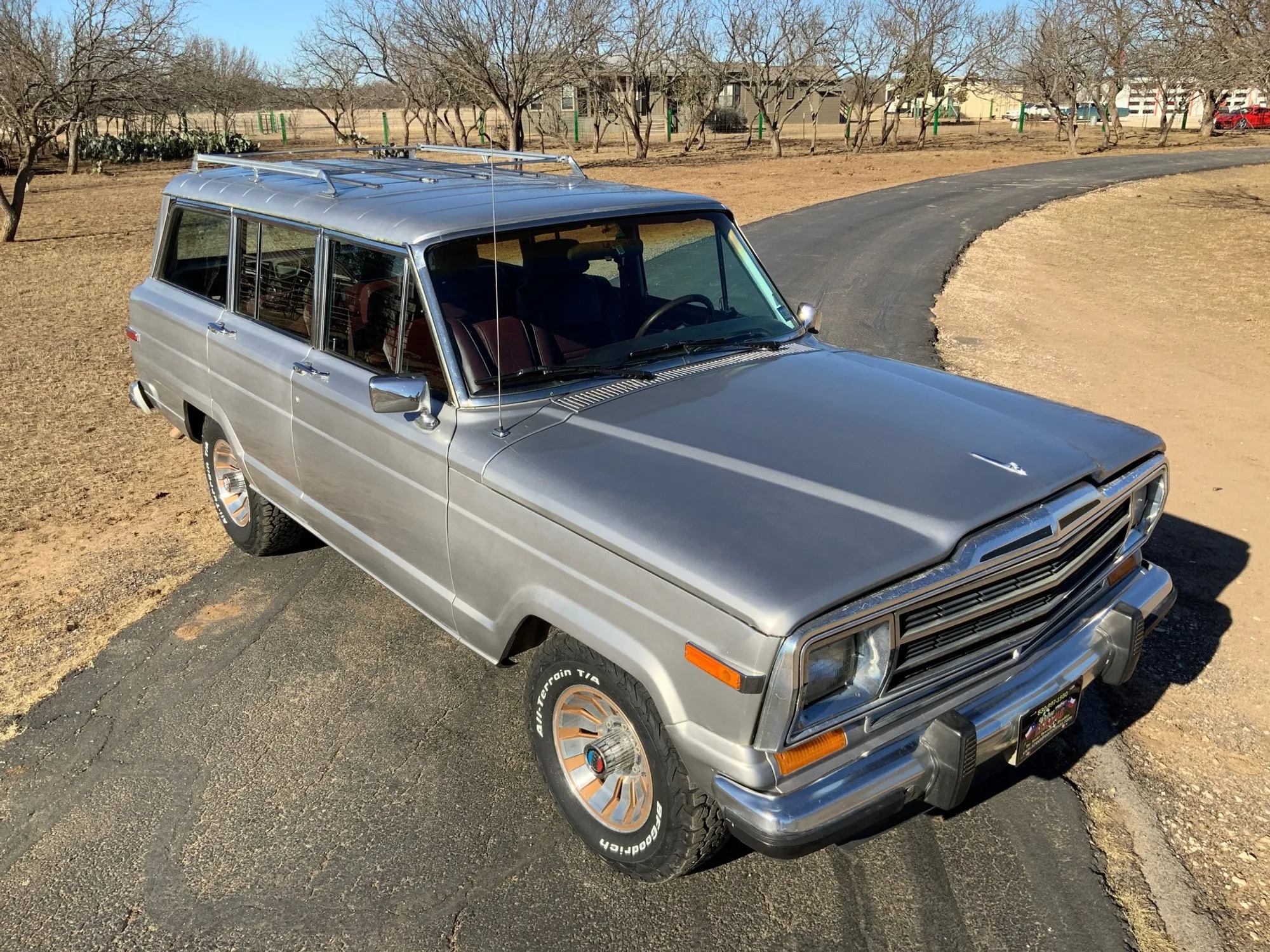 1987 Jeep Grand Wagoneer