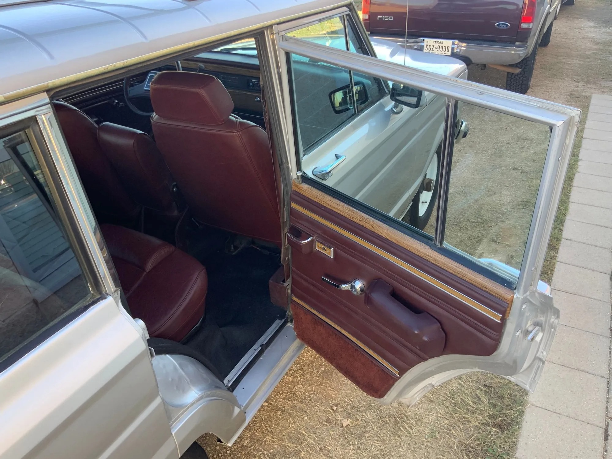 1987 Jeep Grand Wagoneer