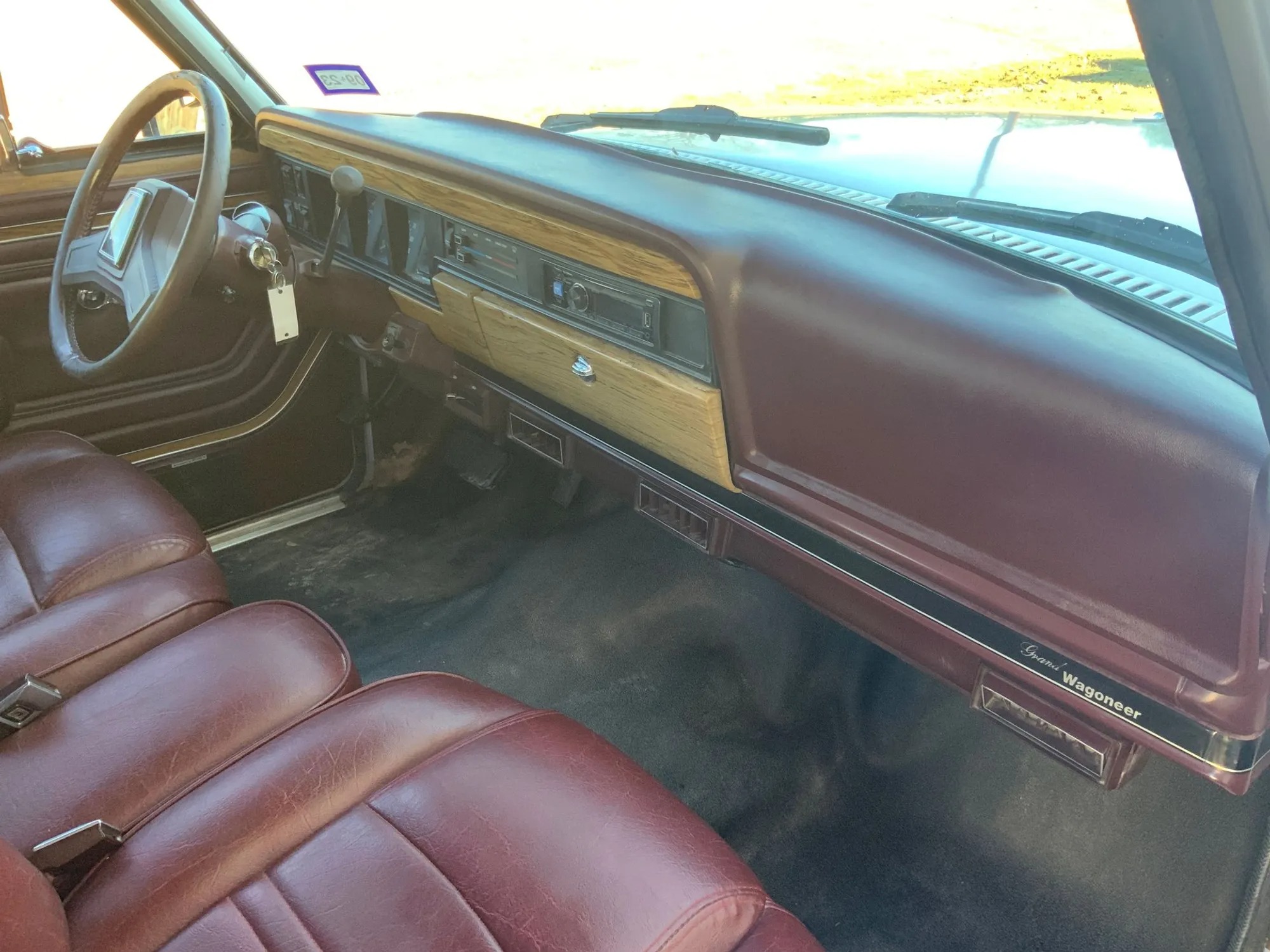 1987 Jeep Grand Wagoneer