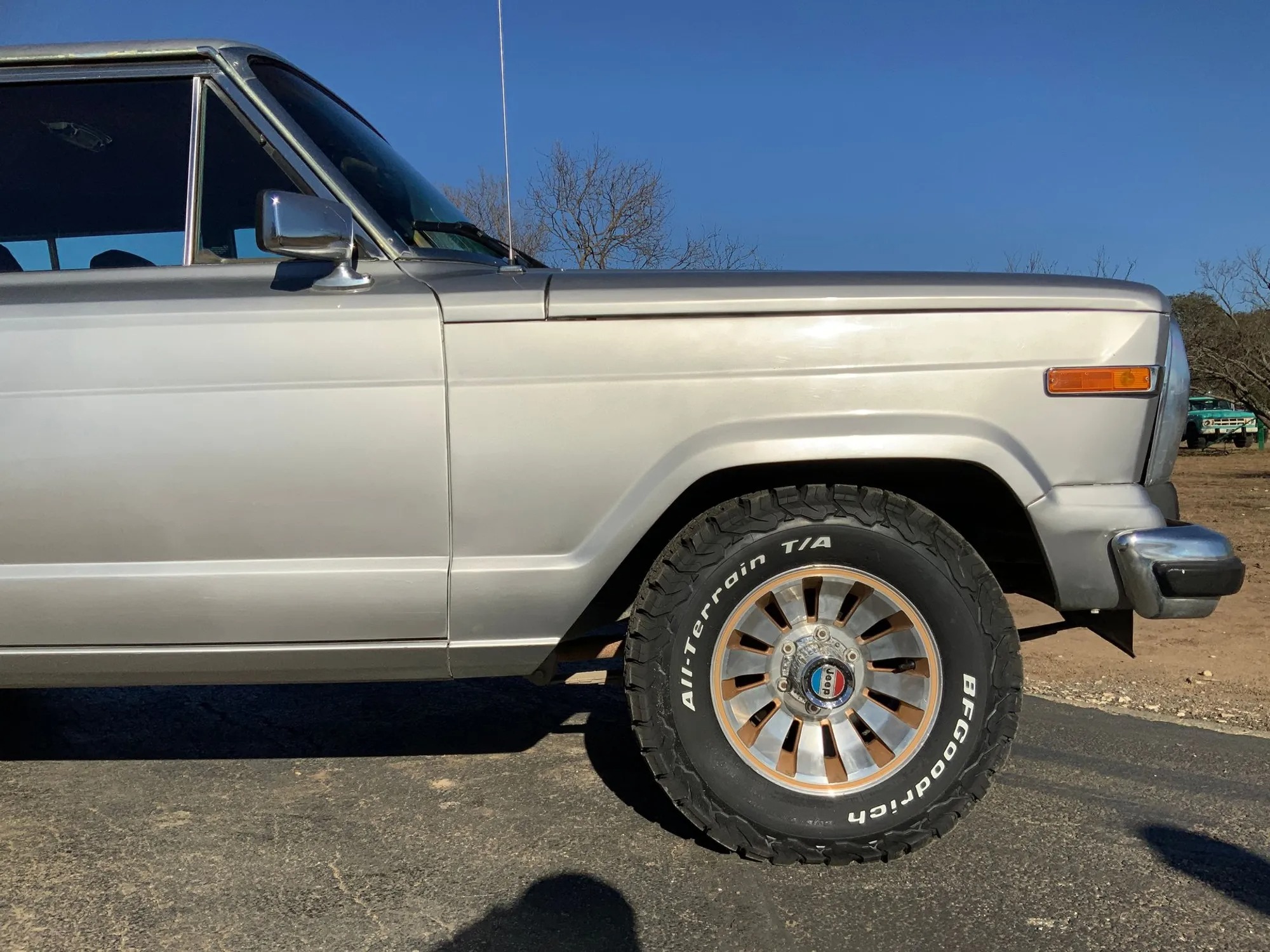 1987 Jeep Grand Wagoneer