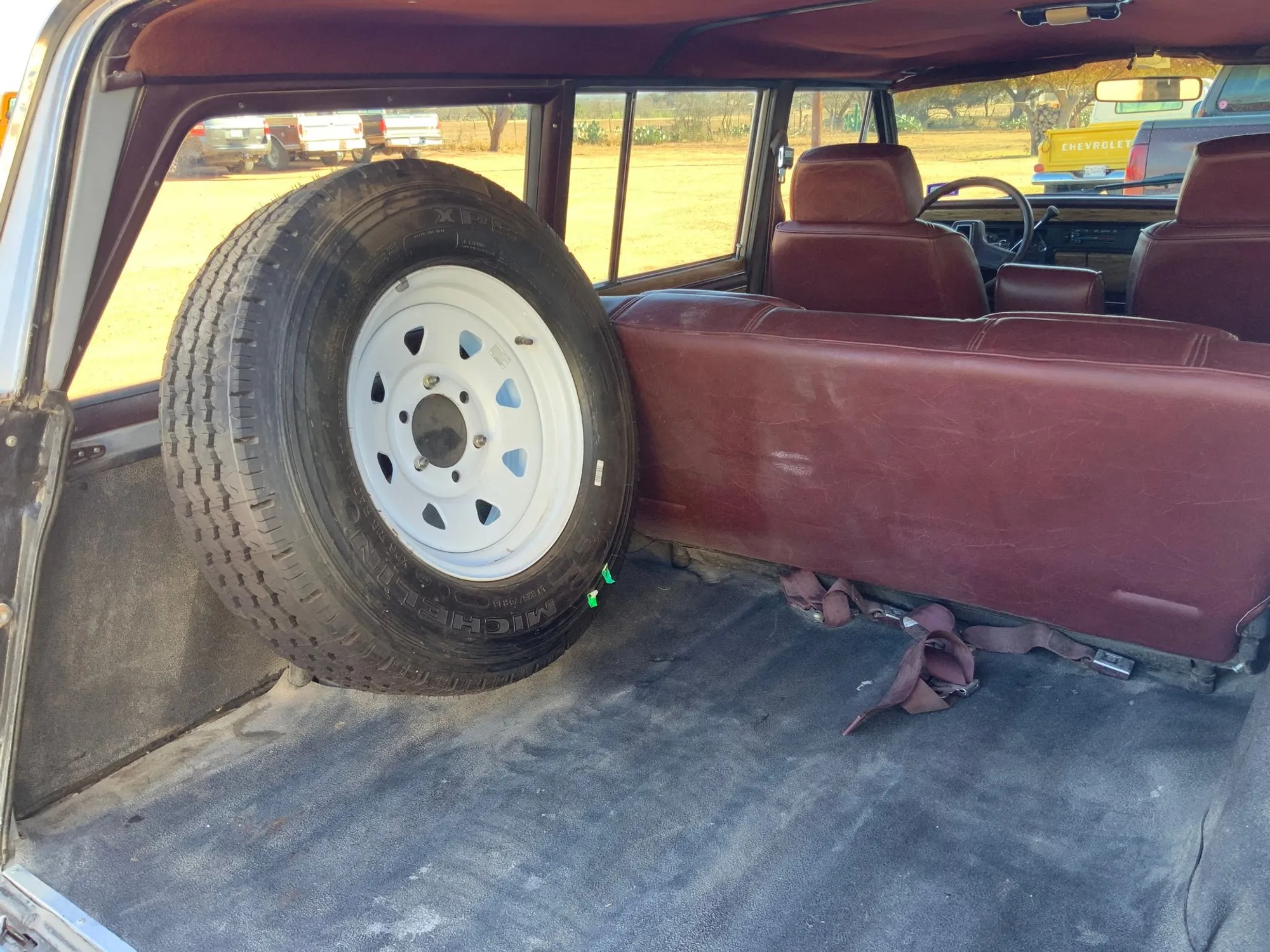 1987 Jeep Grand Wagoneer