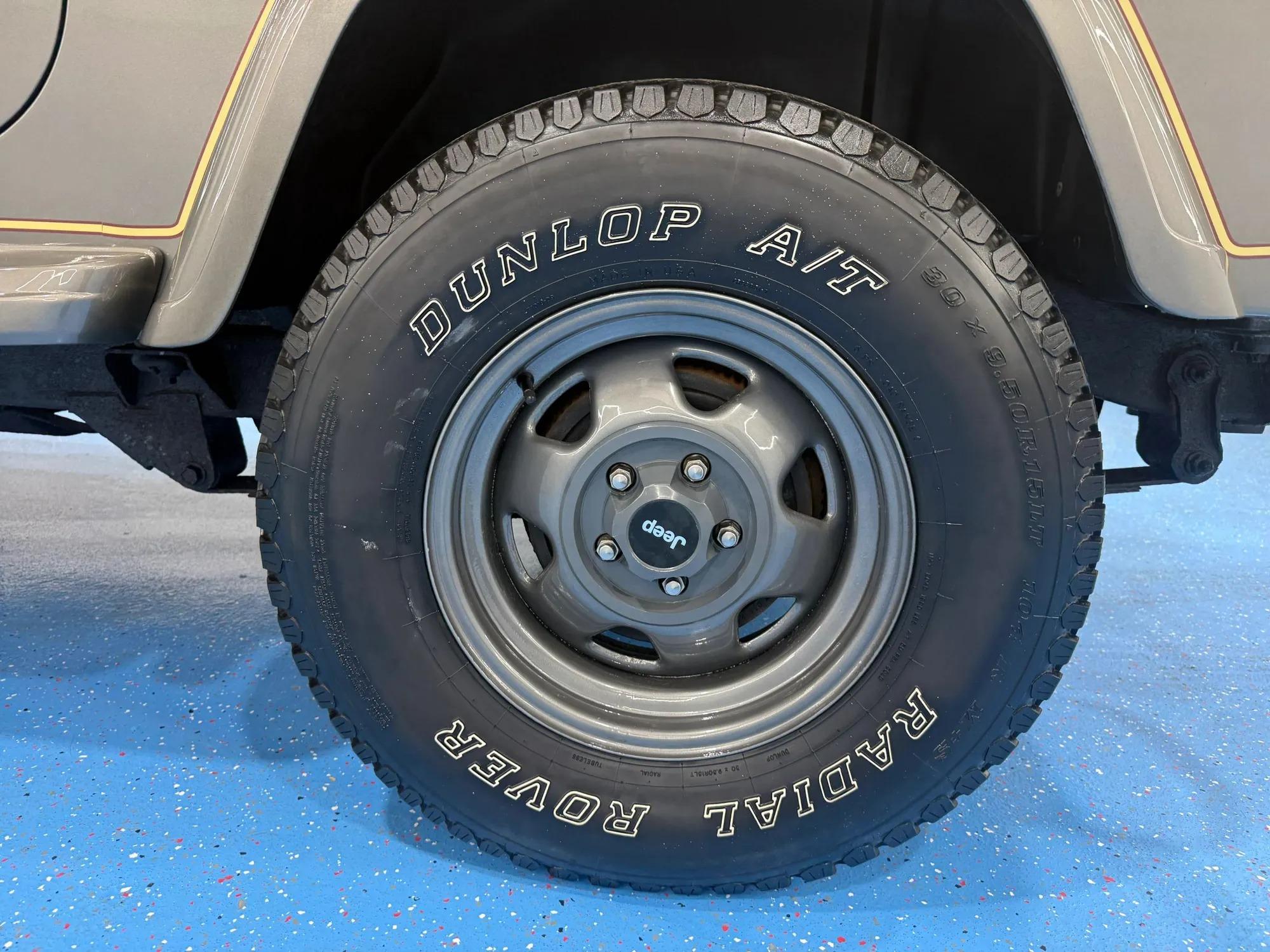 23k-Mile 1988 Jeep Wrangler Sahara