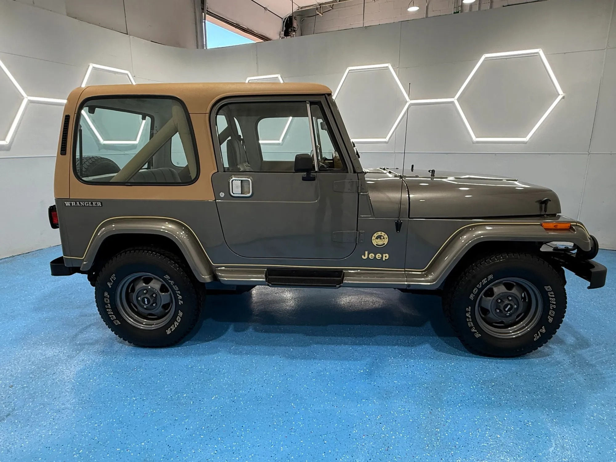23k-Mile 1988 Jeep Wrangler Sahara - 5