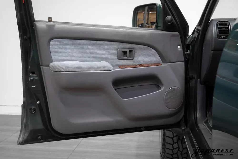 1997 Toyota Hilux Surf SSR-G