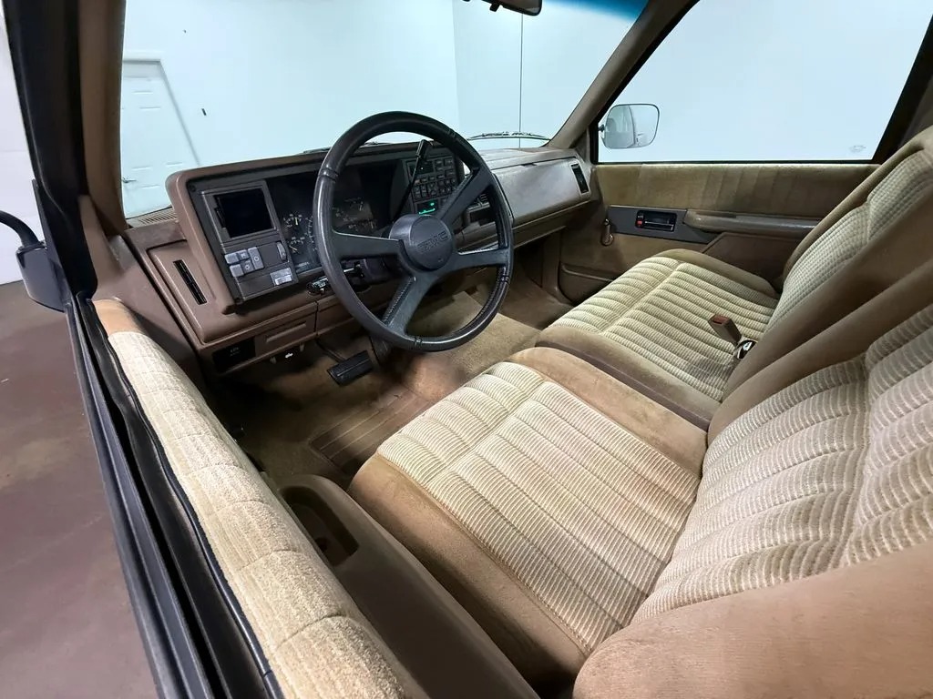 1994 GMC C1500 SL - 2