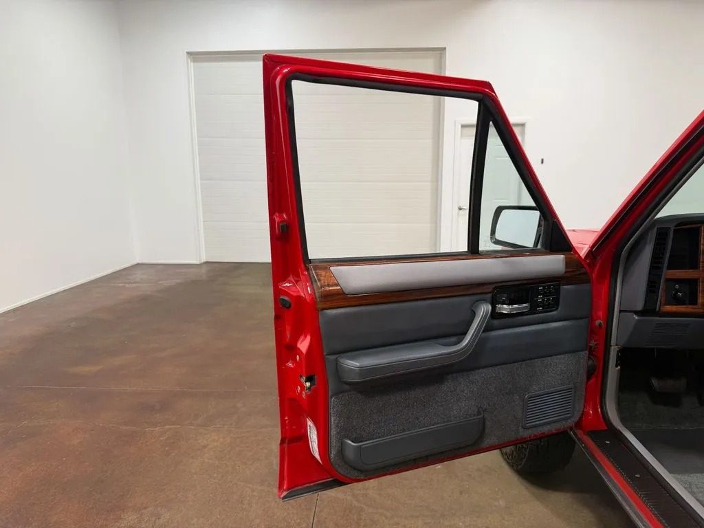 1994 Jeep Cherokee Country