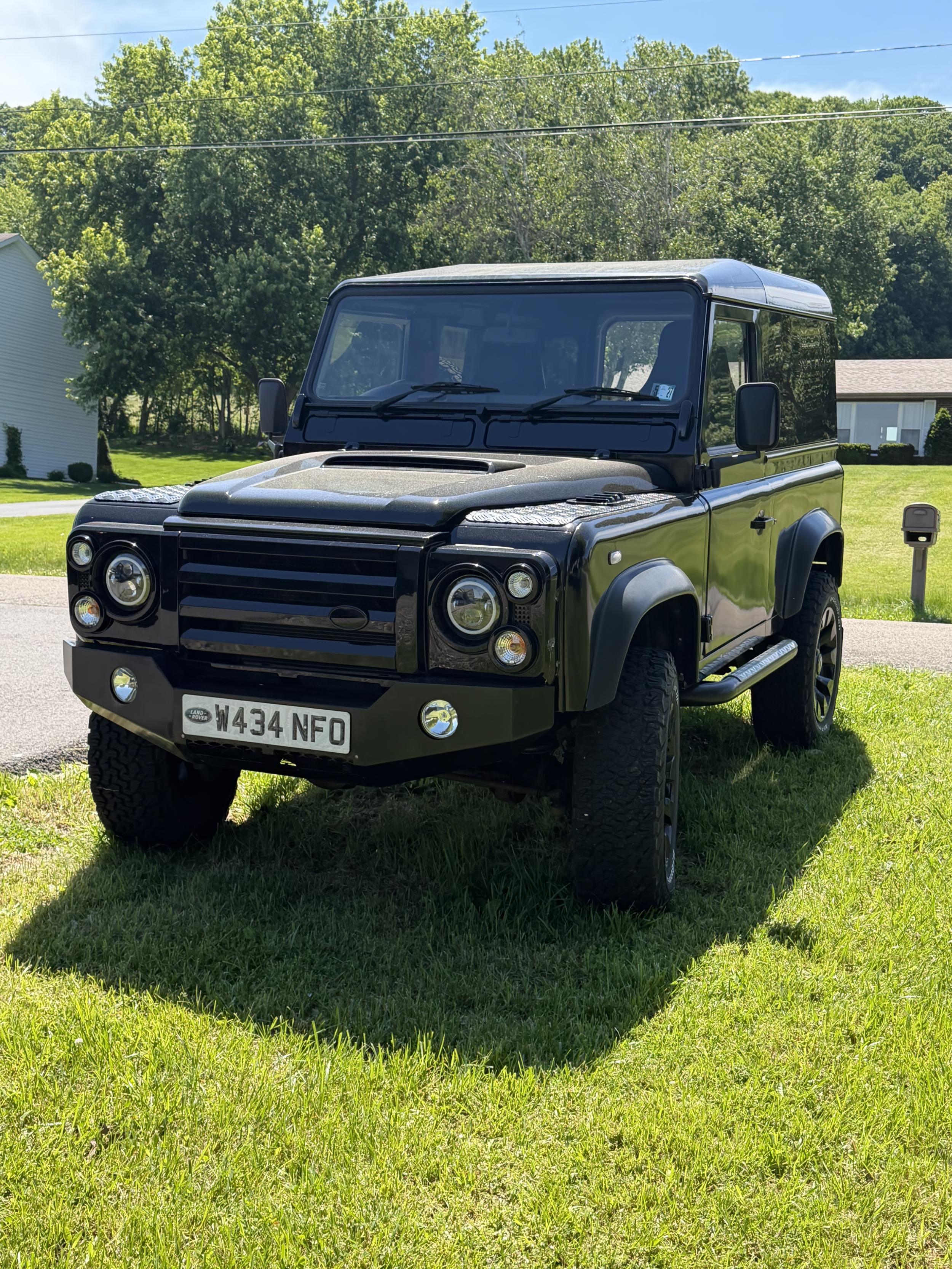 Td5-Powered 2000 Land Rover Defender - 3