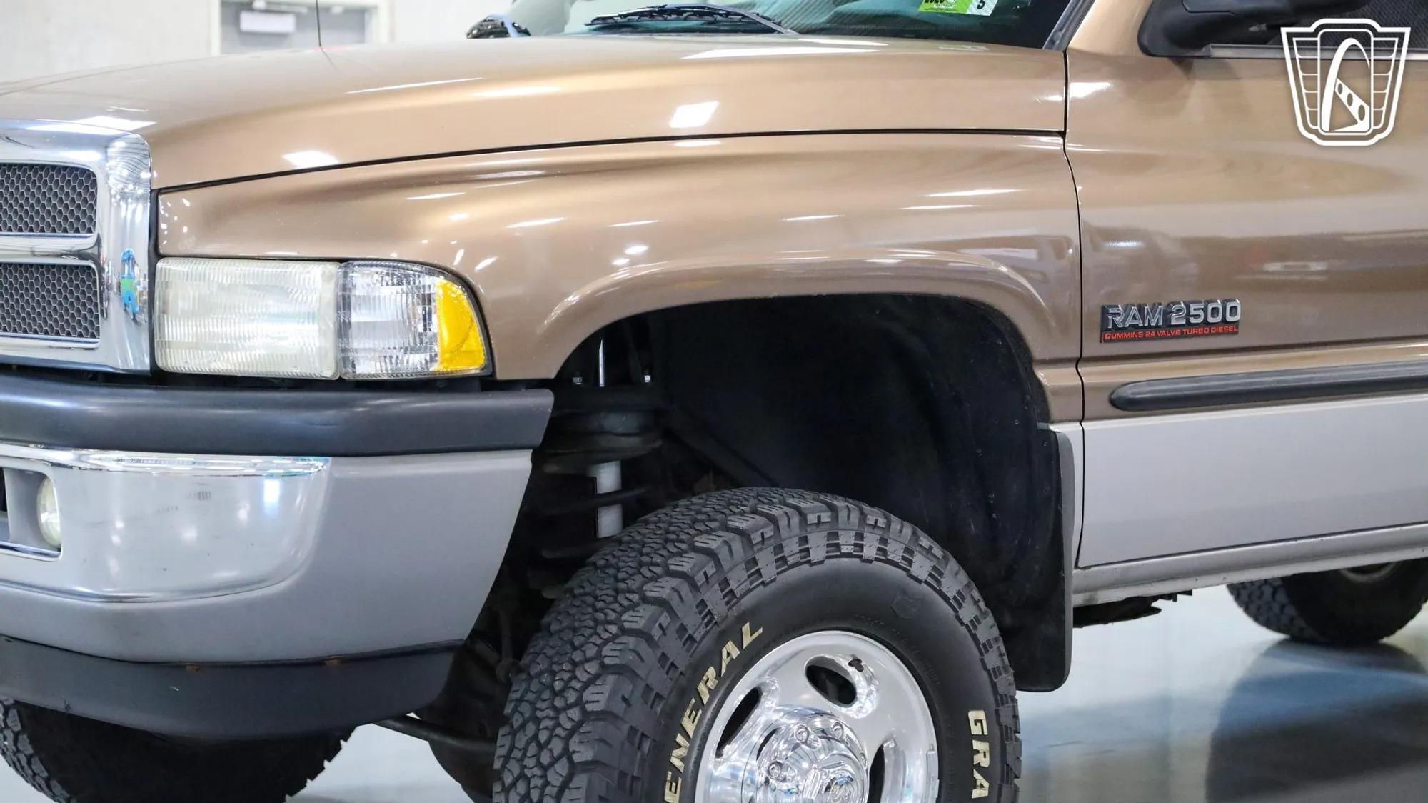 2000 Dodge Ram 2500 Laramie SLT