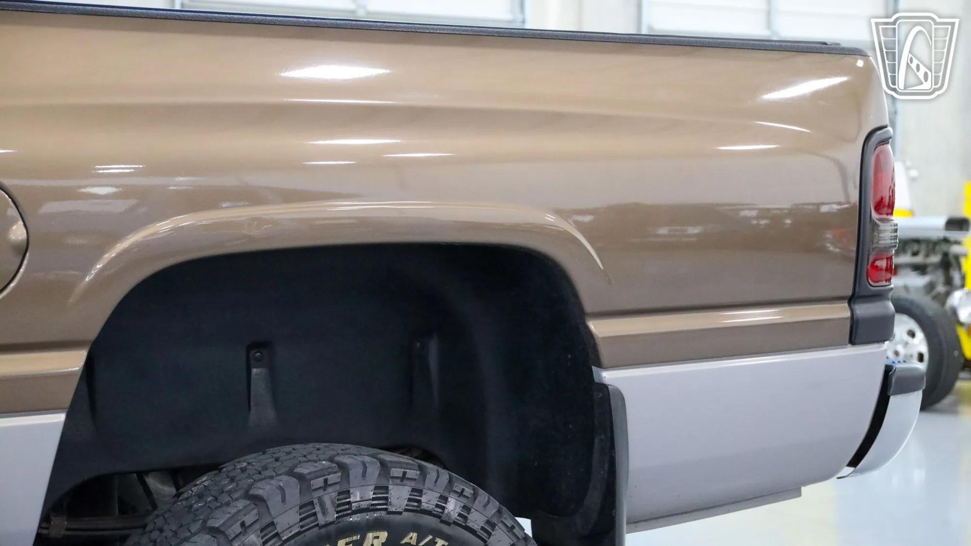 2000 Dodge Ram 2500 Laramie SLT