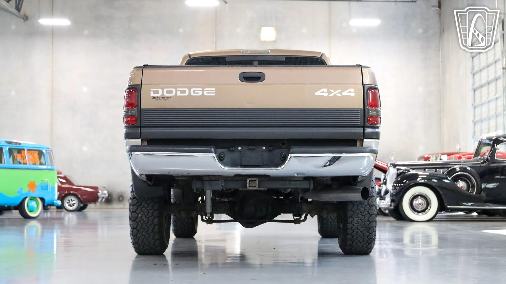 2000 Dodge Ram 2500 Laramie SLT