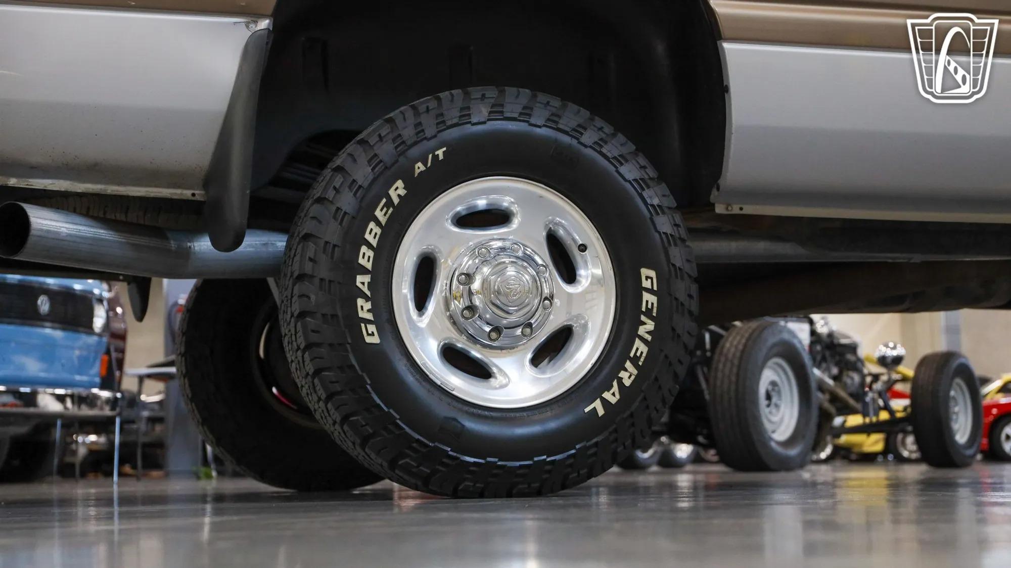 2000 Dodge Ram 2500 Laramie SLT