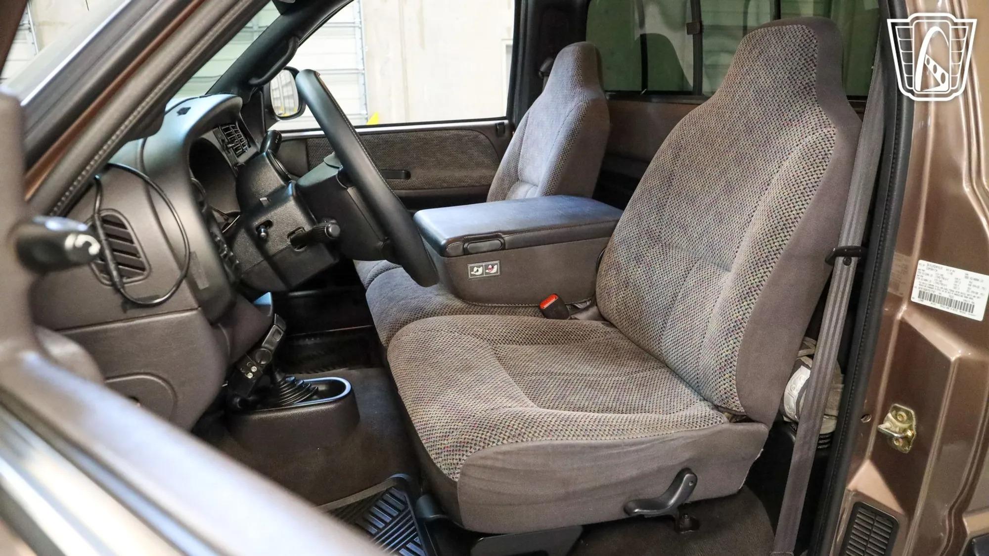 2000 Dodge Ram 2500 Laramie SLT