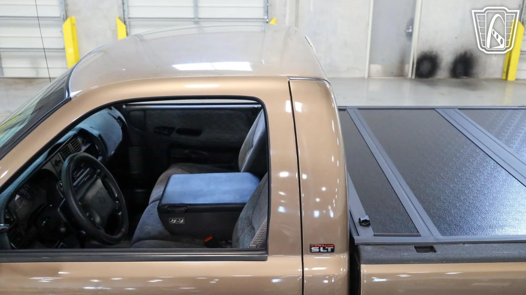 2000 Dodge Ram 2500 Laramie SLT