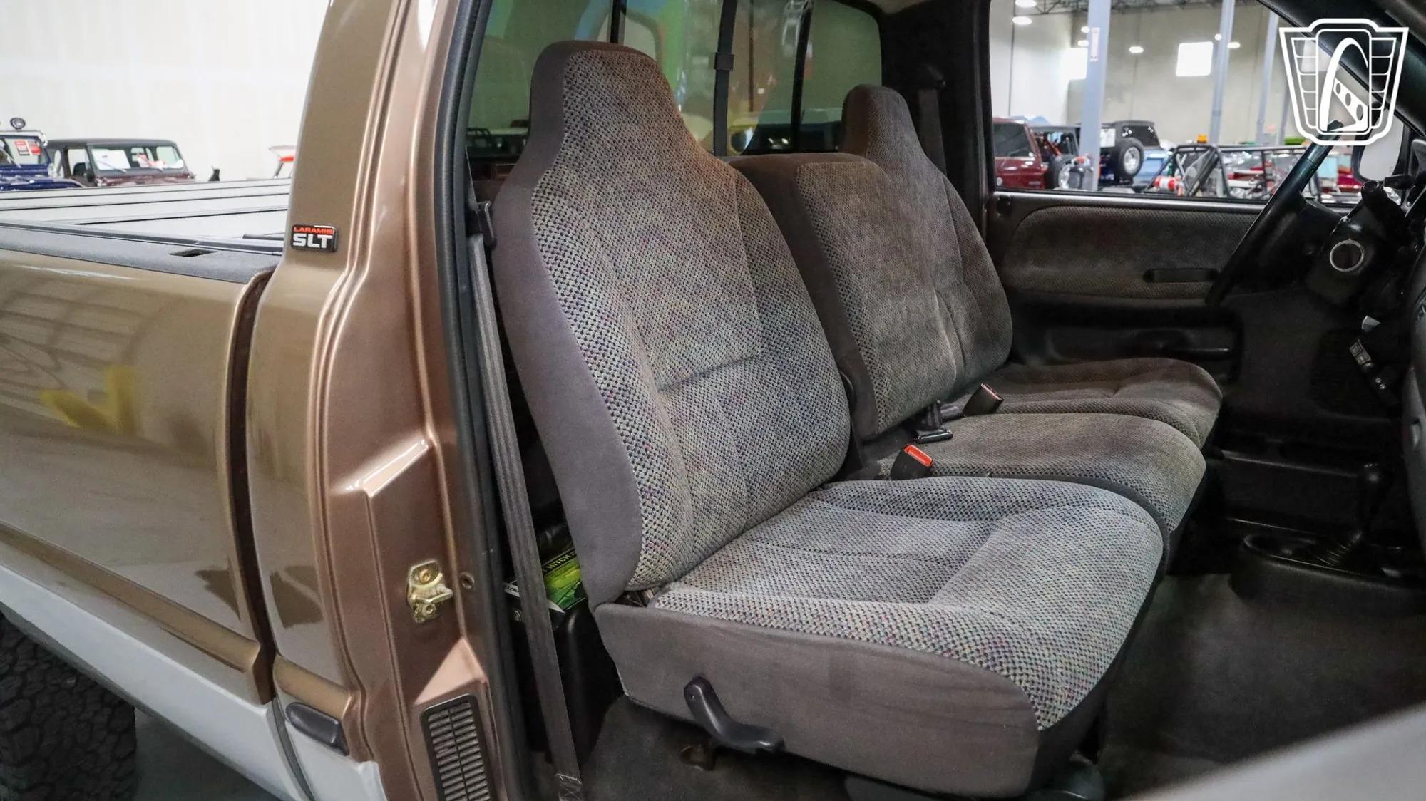 2000 Dodge Ram 2500 Laramie SLT