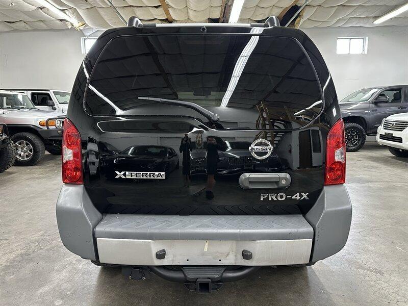 2011 Nissan Xterra PRO-4X - 5
