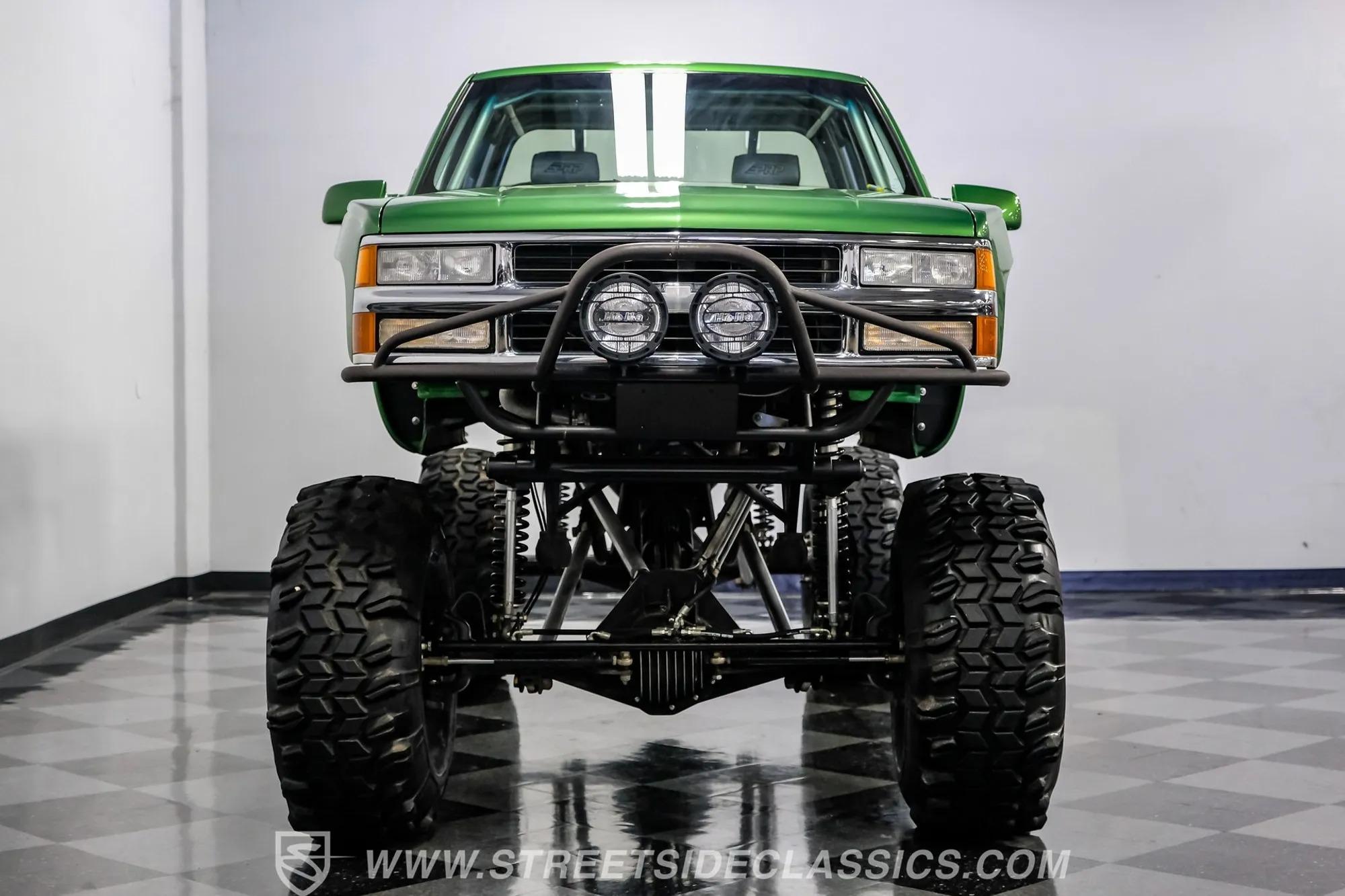 Modified 1988 Chevrolet C1500 Monster Truck