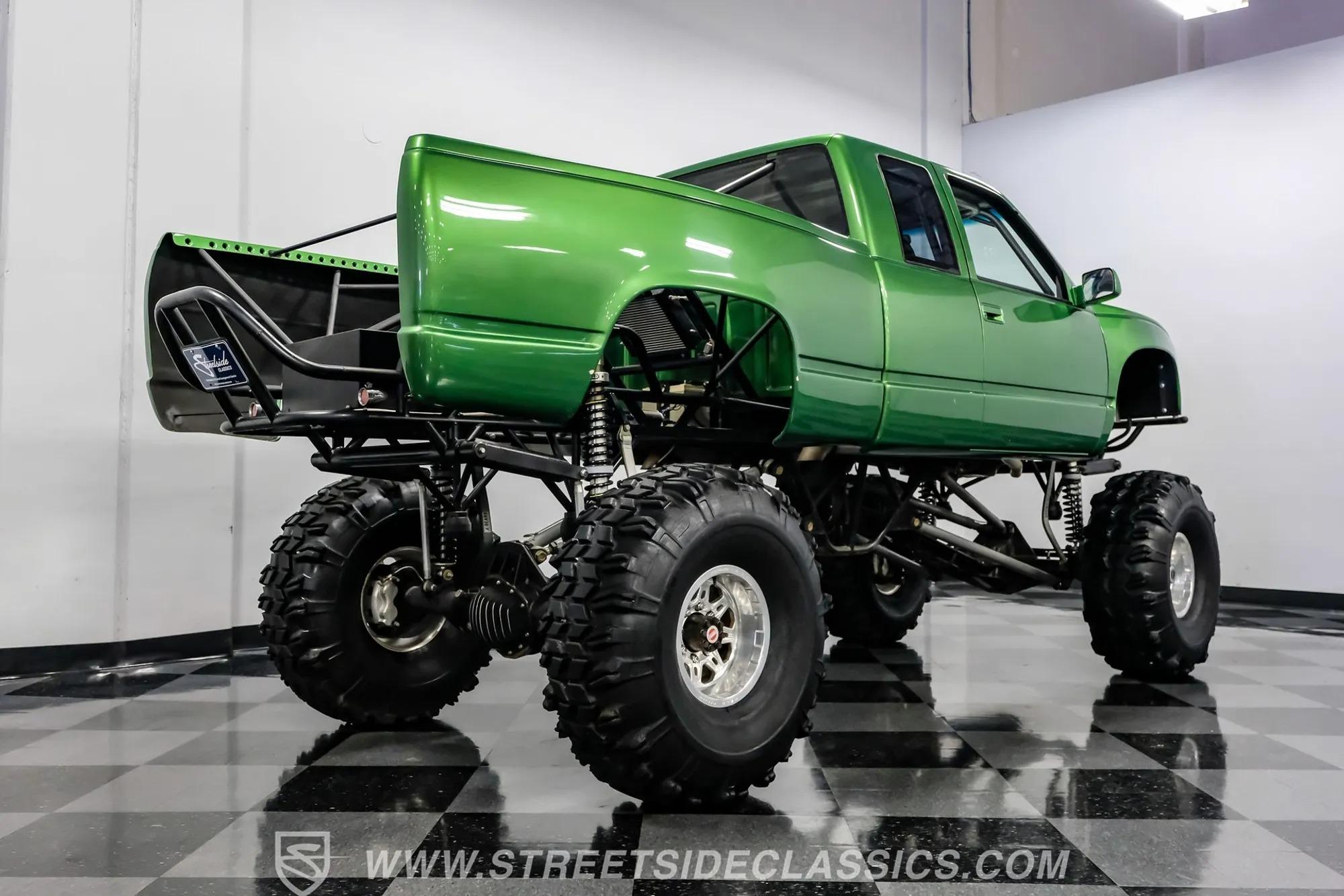 Modified 1988 Chevrolet C1500 Monster Truck