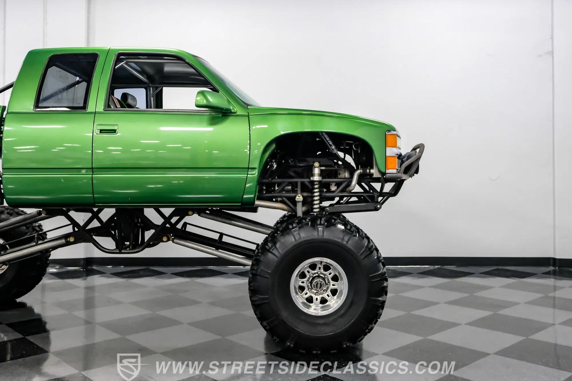 Modified 1988 Chevrolet C1500 Monster Truck
