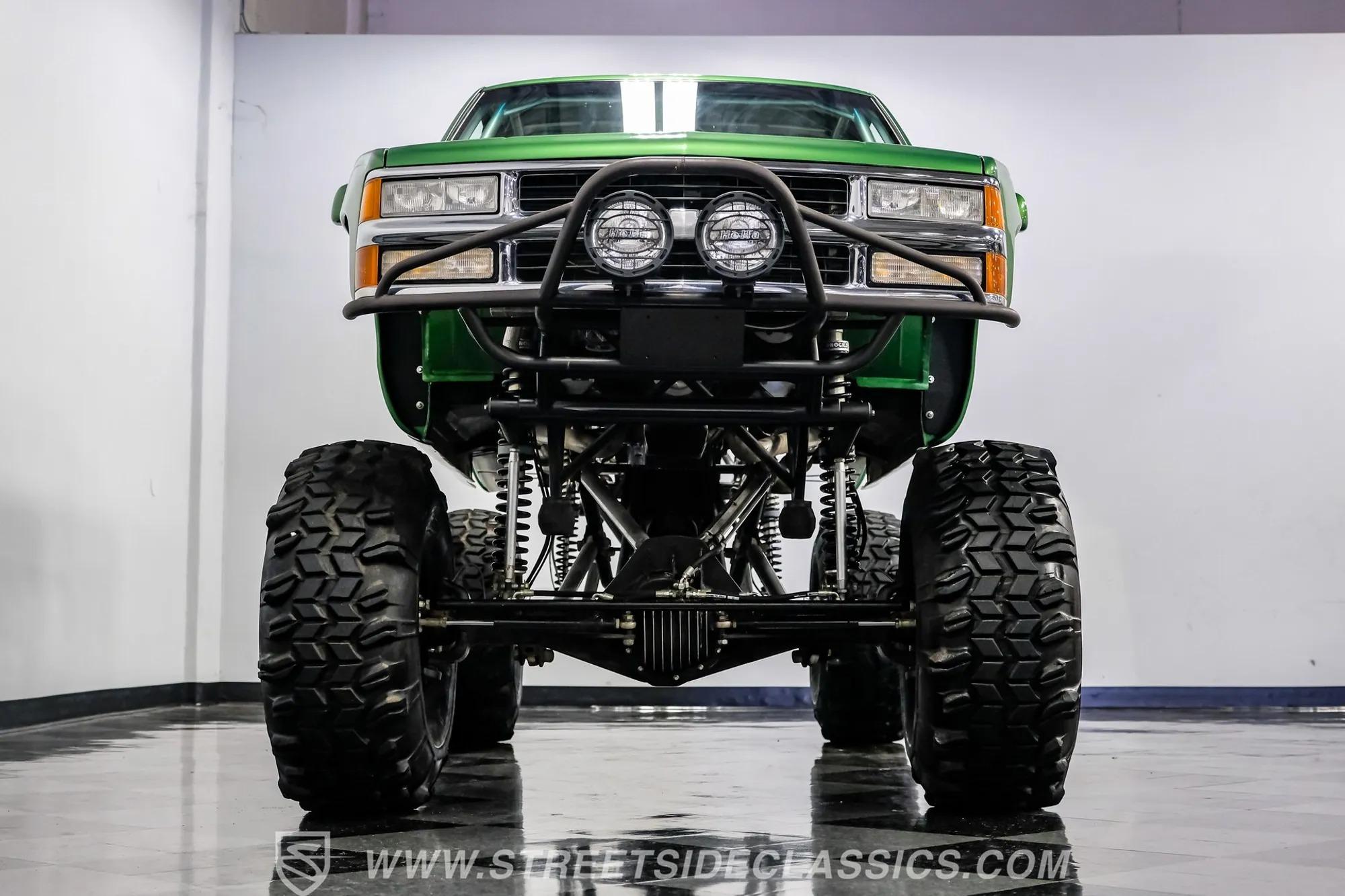 Modified 1988 Chevrolet C1500 Monster Truck