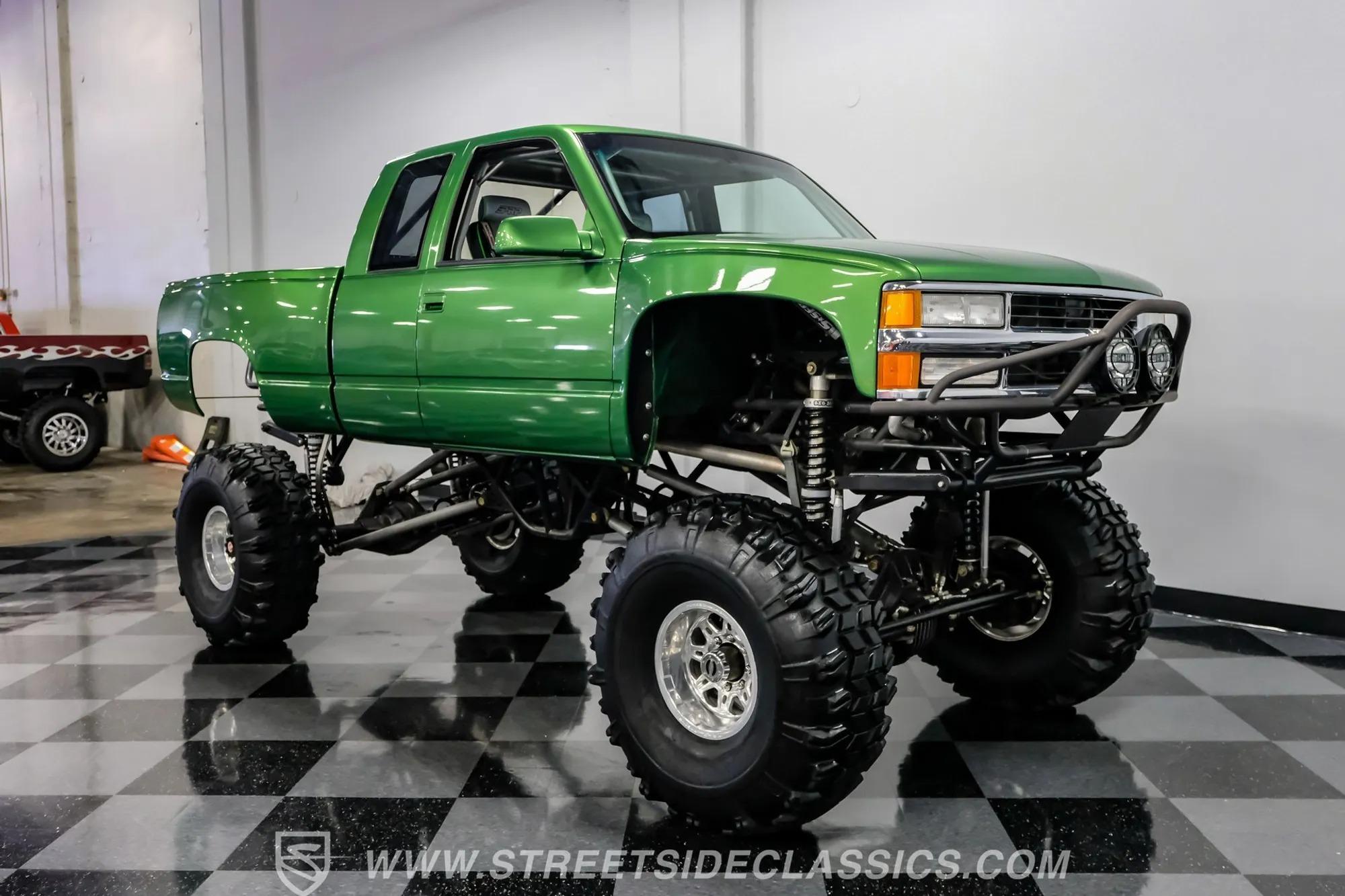 Modified 1988 Chevrolet C1500 Monster Truck