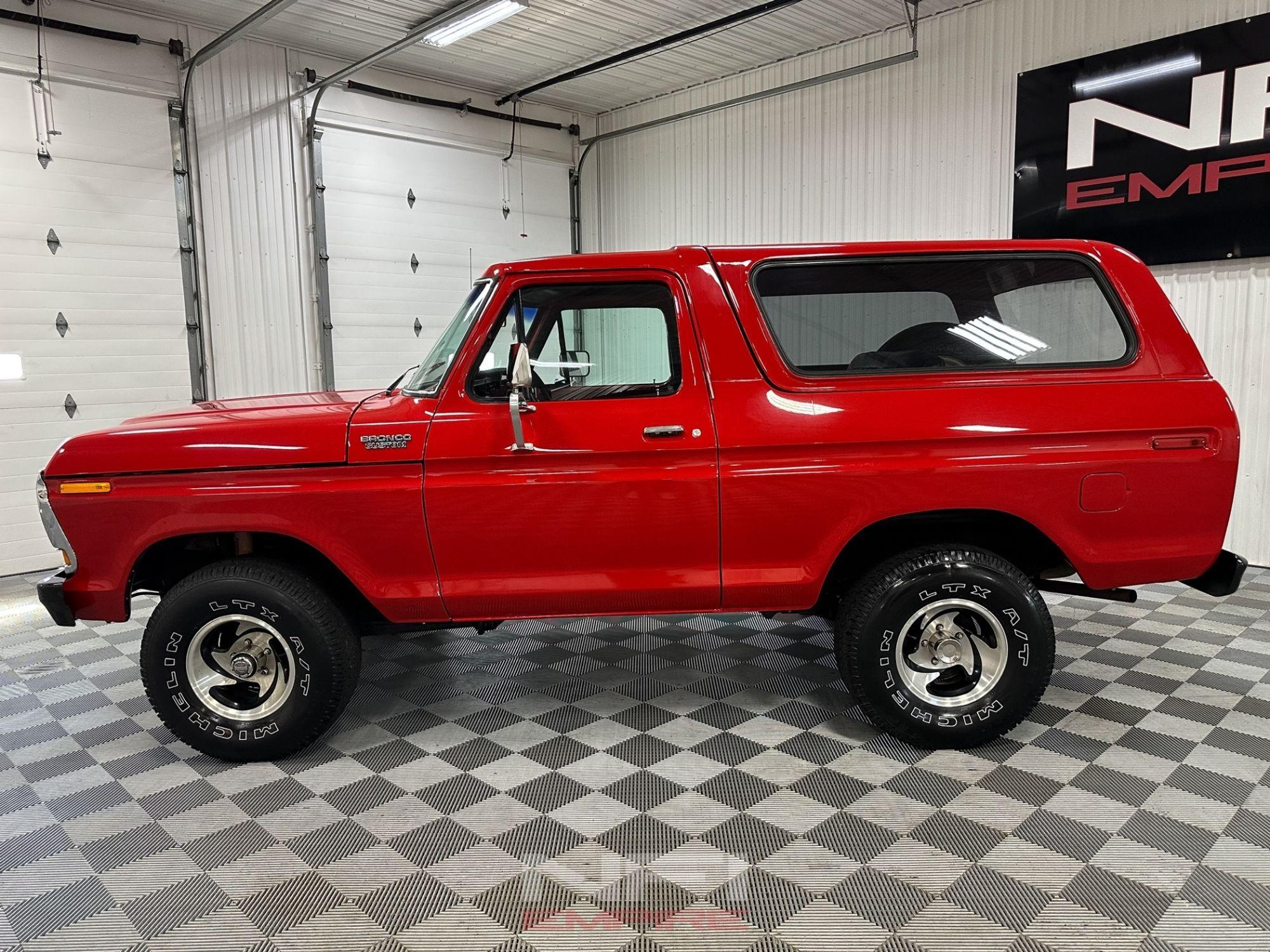 1978 Ford Bronco Custom - 2