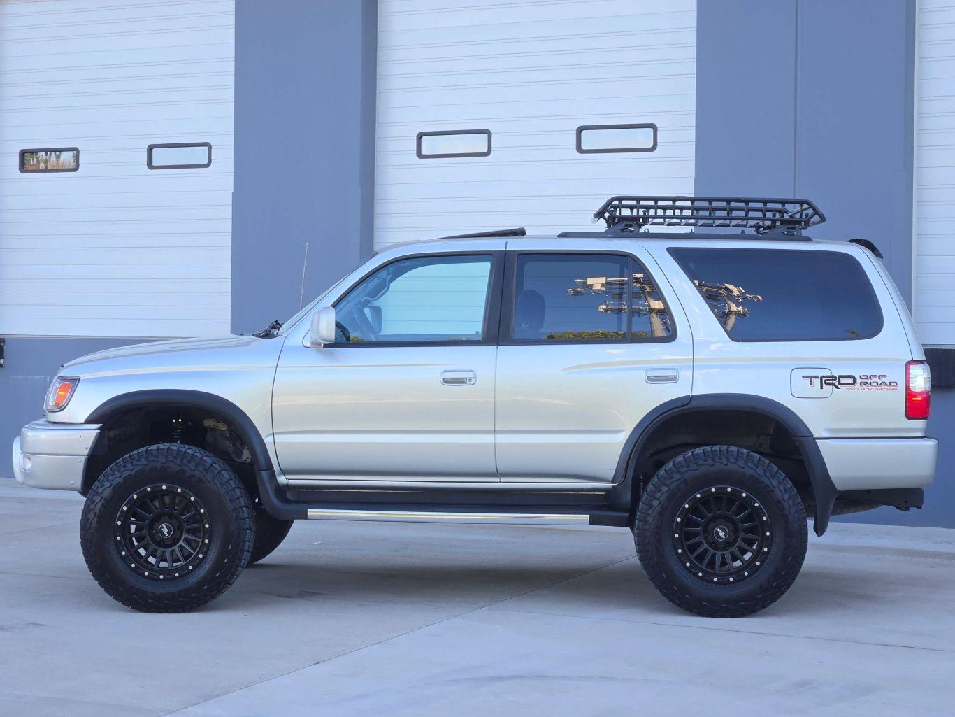 2000 Toyota 4Runner SR5