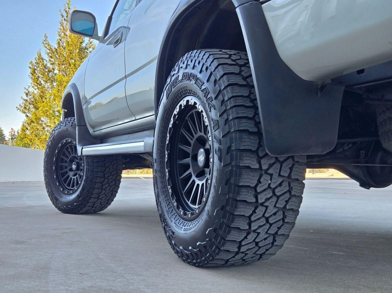 2000 Toyota 4Runner SR5